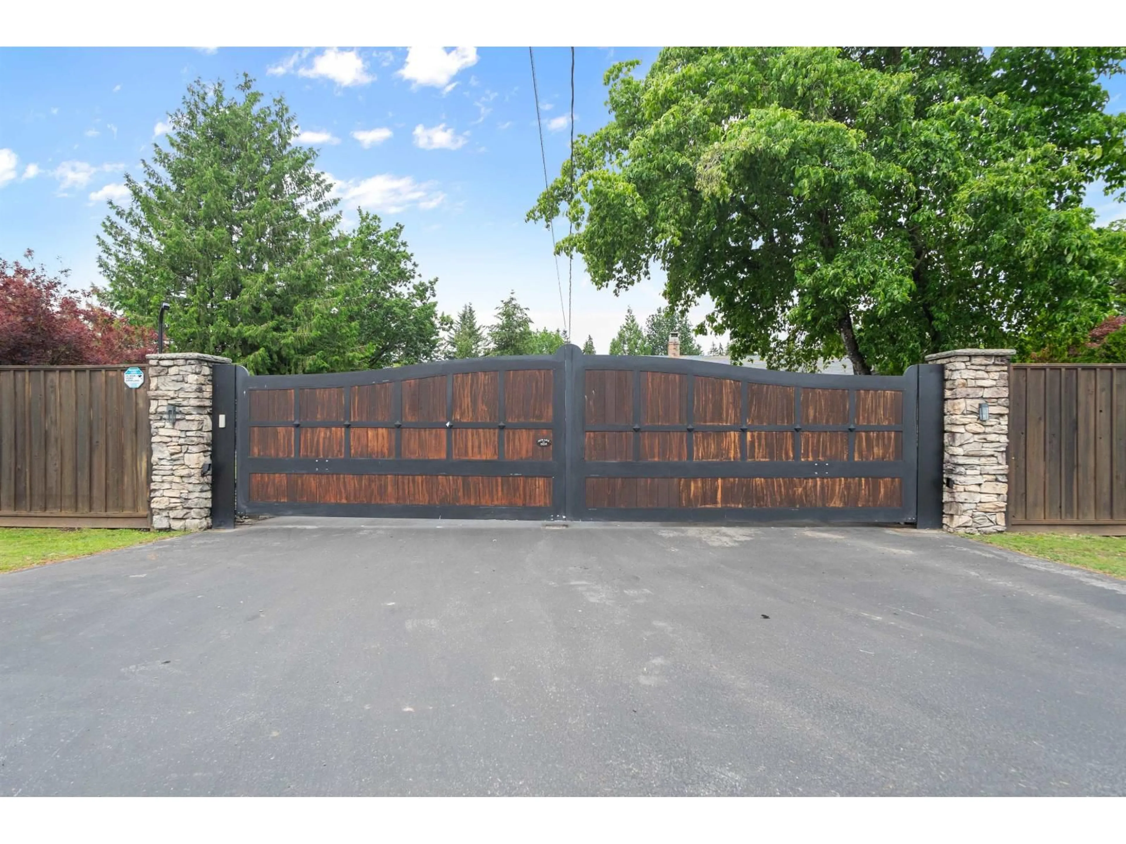 Unknown for 24645 50 AVENUE, Langley British Columbia V2Z1E4