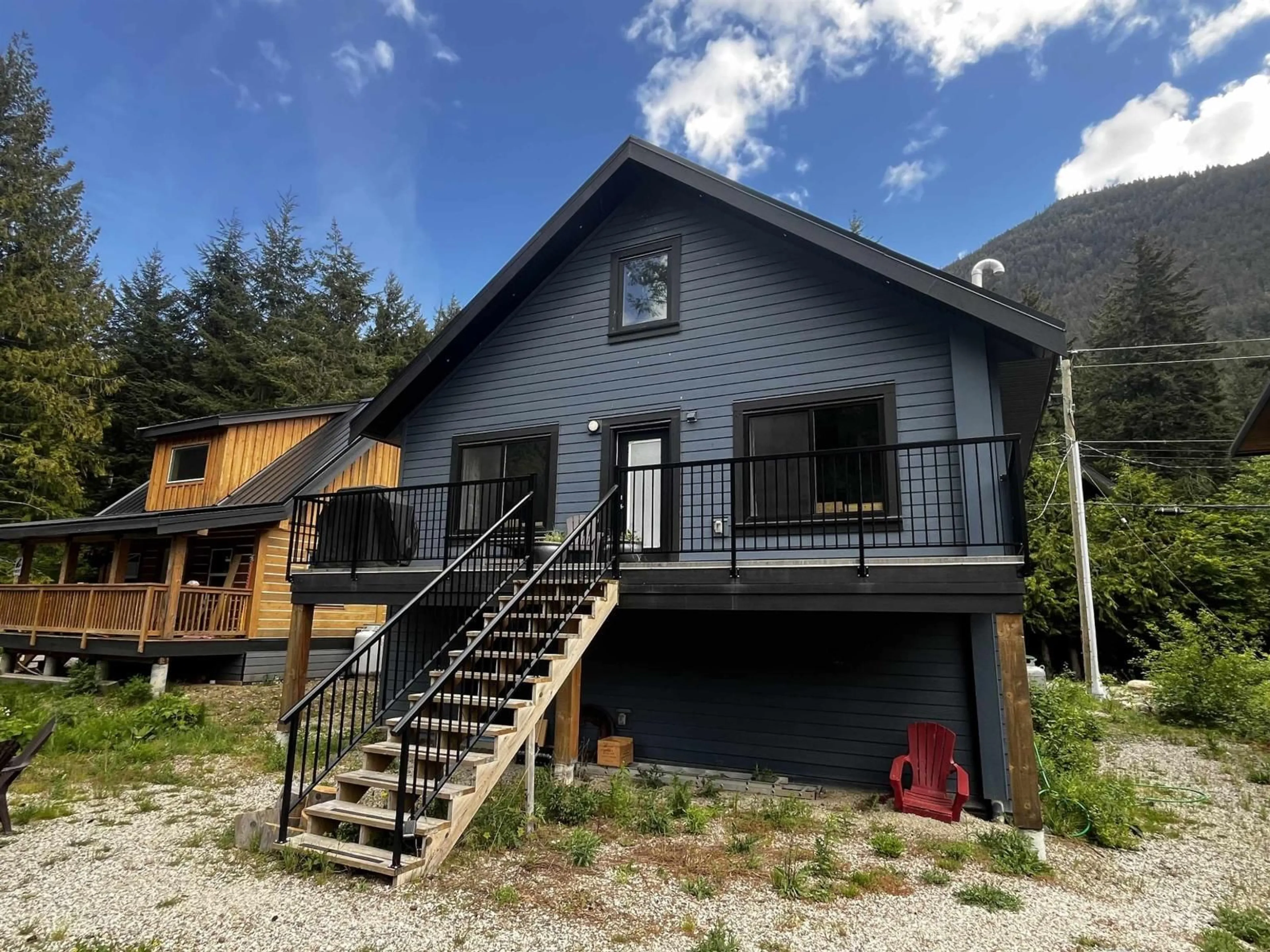 Home with vinyl exterior material, unknown for HG138 OLD HOPE PRINCETON HIGHWAY, Sunshine Valley British Columbia V0X1L5