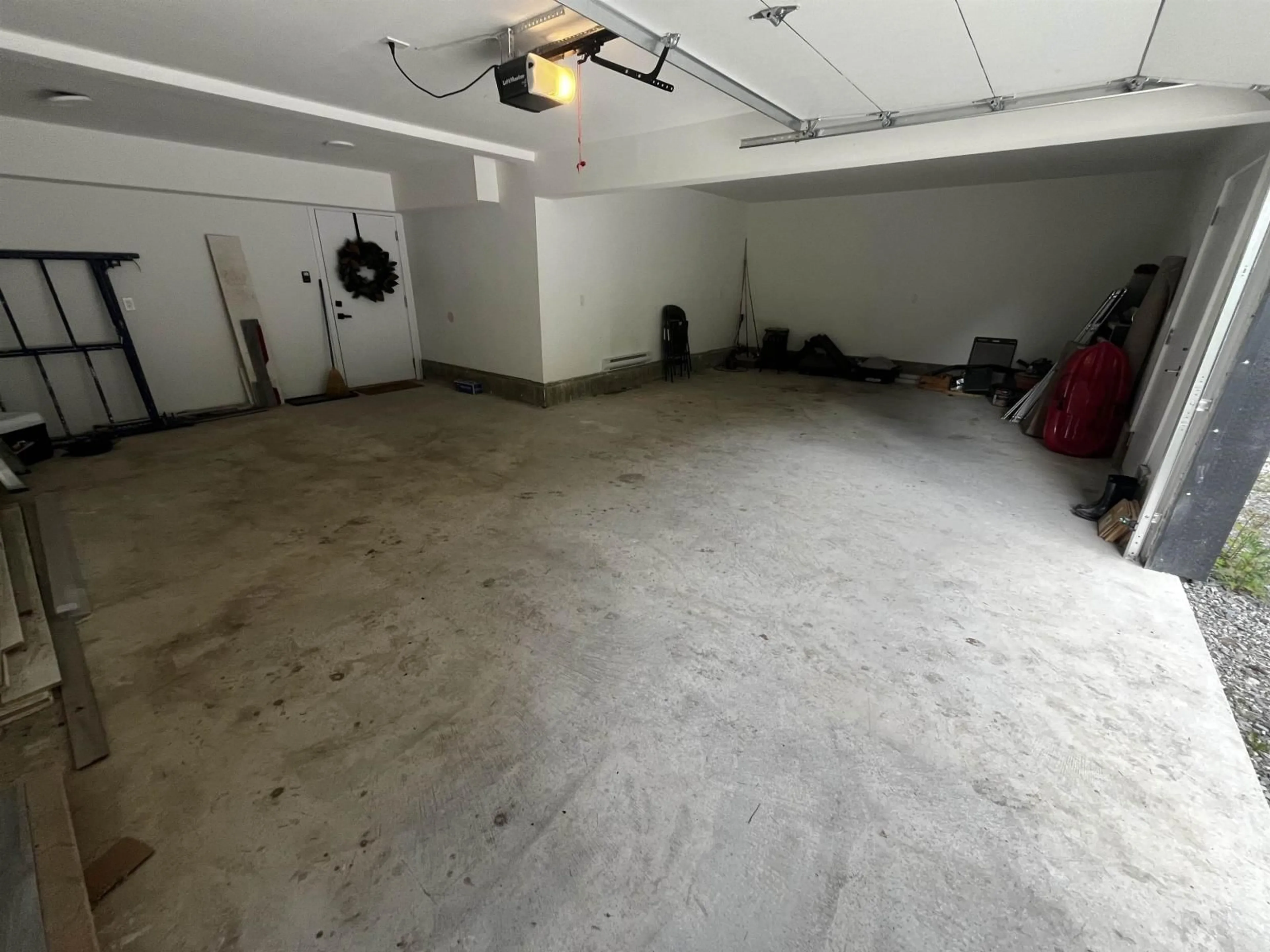 Indoor garage for HG138 OLD HOPE PRINCETON HIGHWAY, Sunshine Valley British Columbia V0X1L5