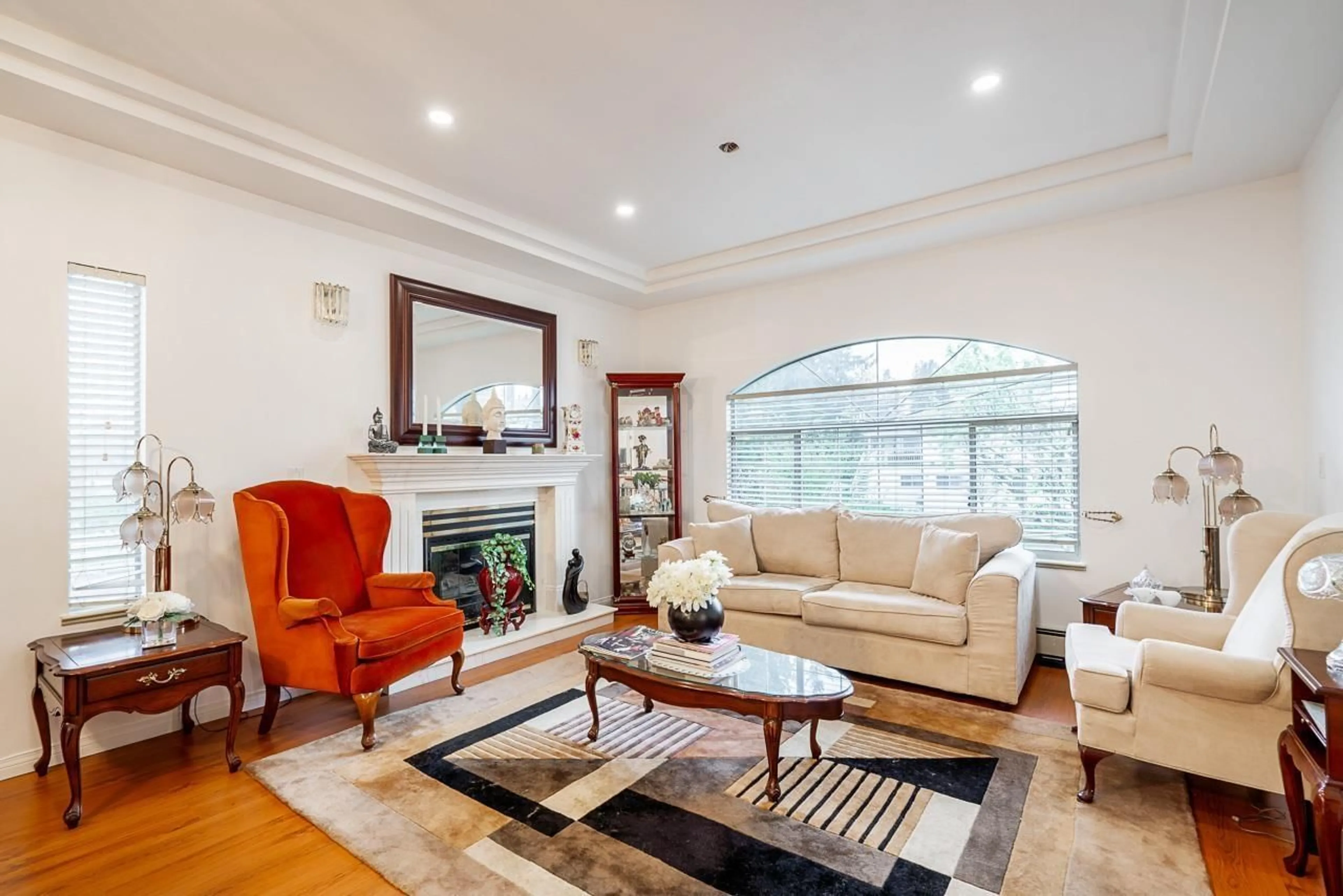 Living room with furniture, unknown for 13798 92 AVENUE, Surrey British Columbia V3V1J2