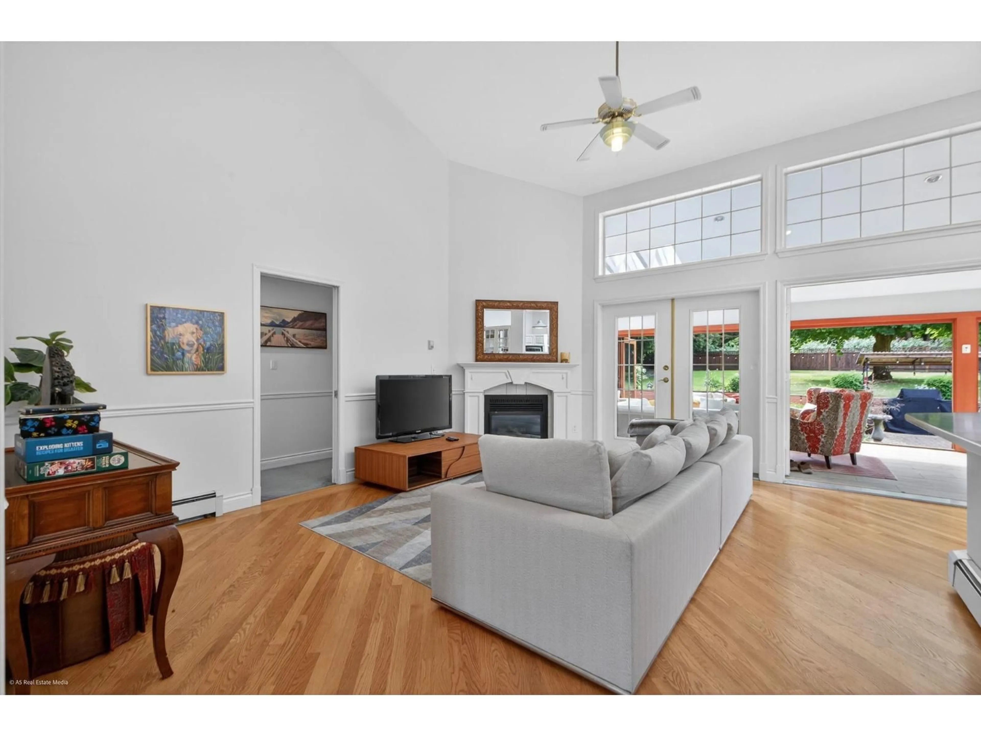 Living room with furniture, unknown for 15186 73B AVENUE, Surrey British Columbia V3S8B7