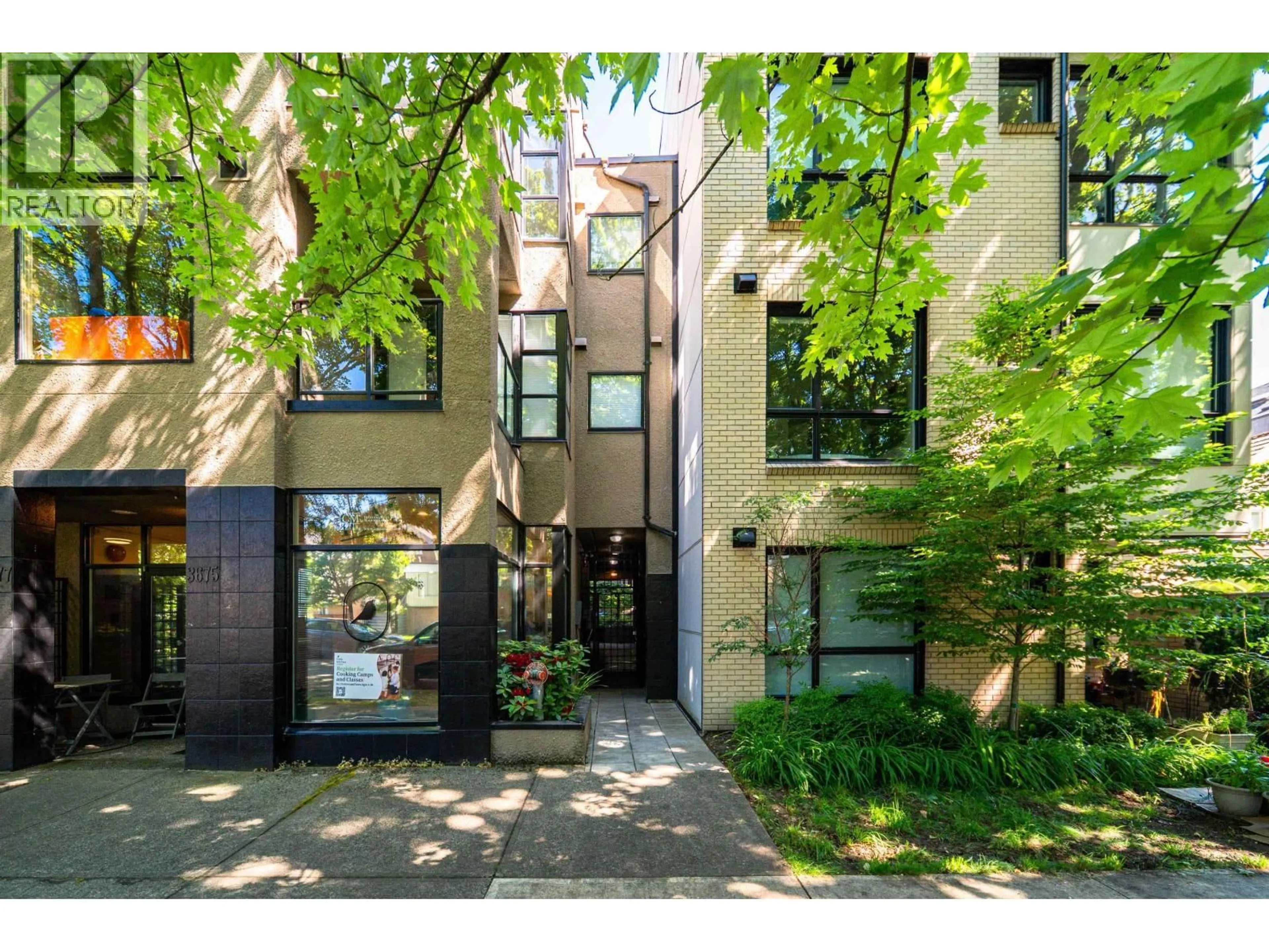 Unknown for 202 - 3673 11TH AVENUE, Vancouver British Columbia V6R2K4