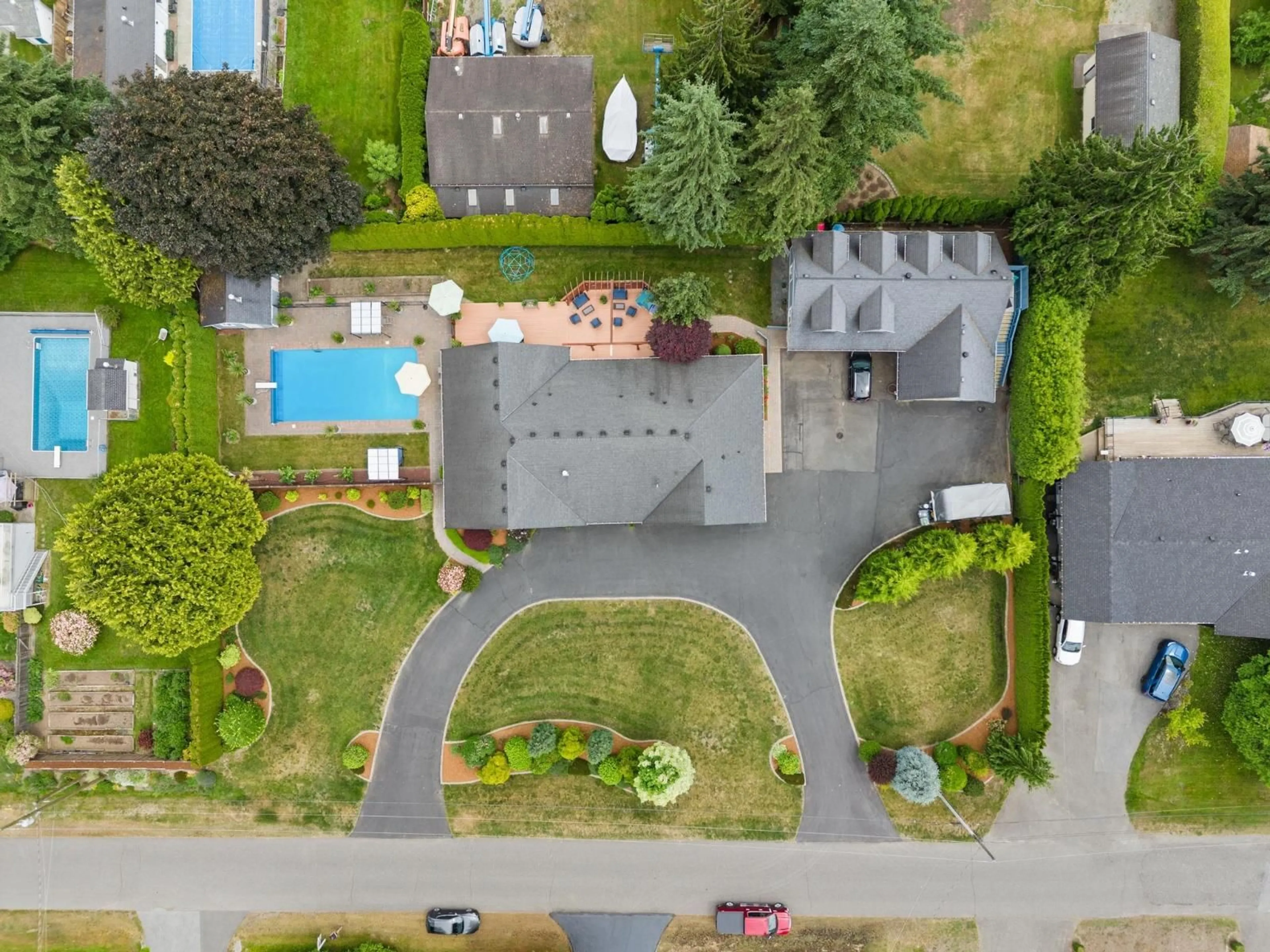 A pic from outside/outdoor area/front of a property/back of a property/a pic from drone, street for 5826 246 STREET, Langley British Columbia V2Z1H1