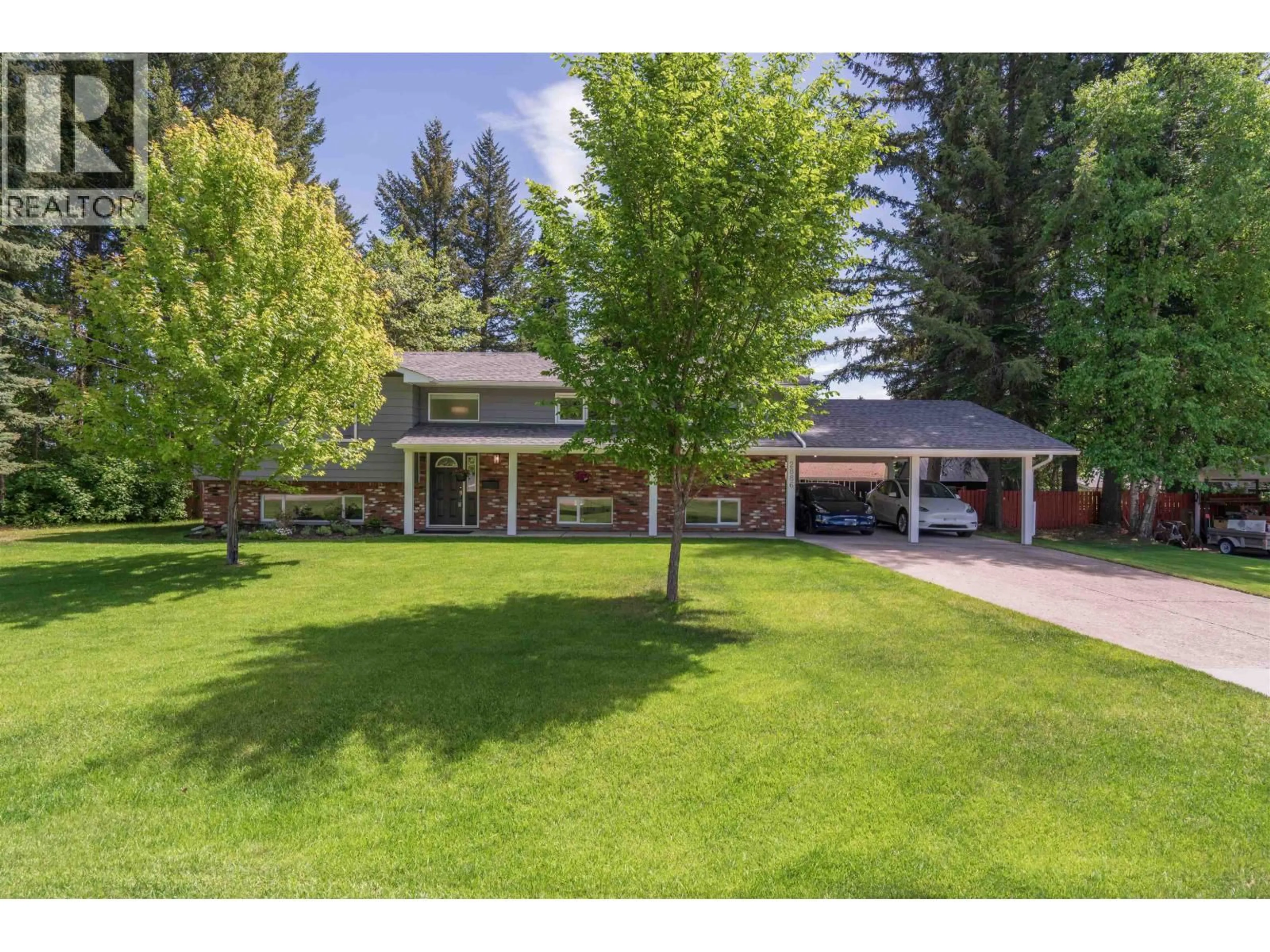 A pic from outside/outdoor area/front of a property/back of a property/a pic from drone, street for 2886 KILLARNEY DRIVE, Prince George British Columbia V2K3J6