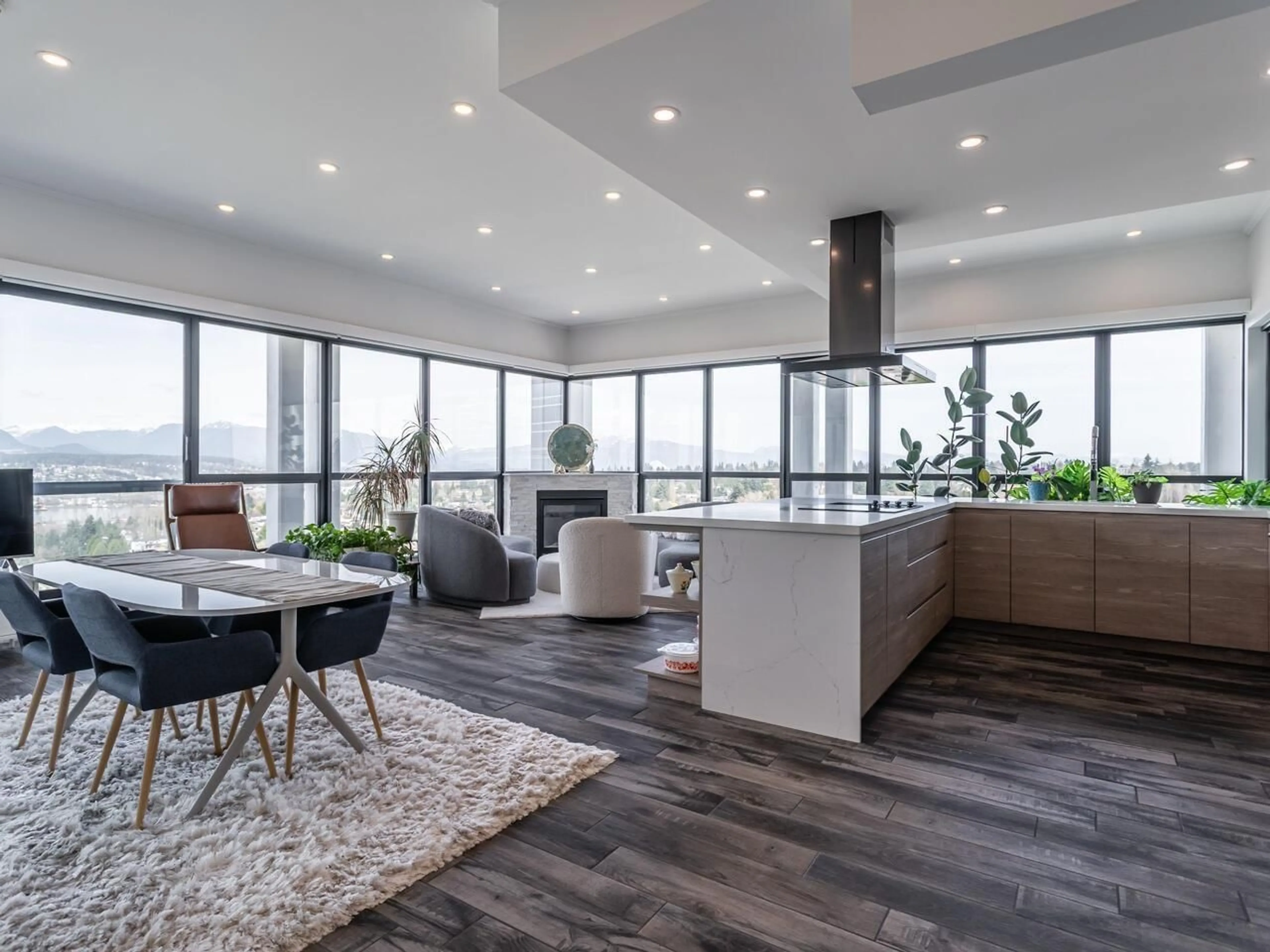 Open concept kitchen, unknown for 2203 - 10899 UNIVERSITY DRIVE, Surrey British Columbia V3T5V2