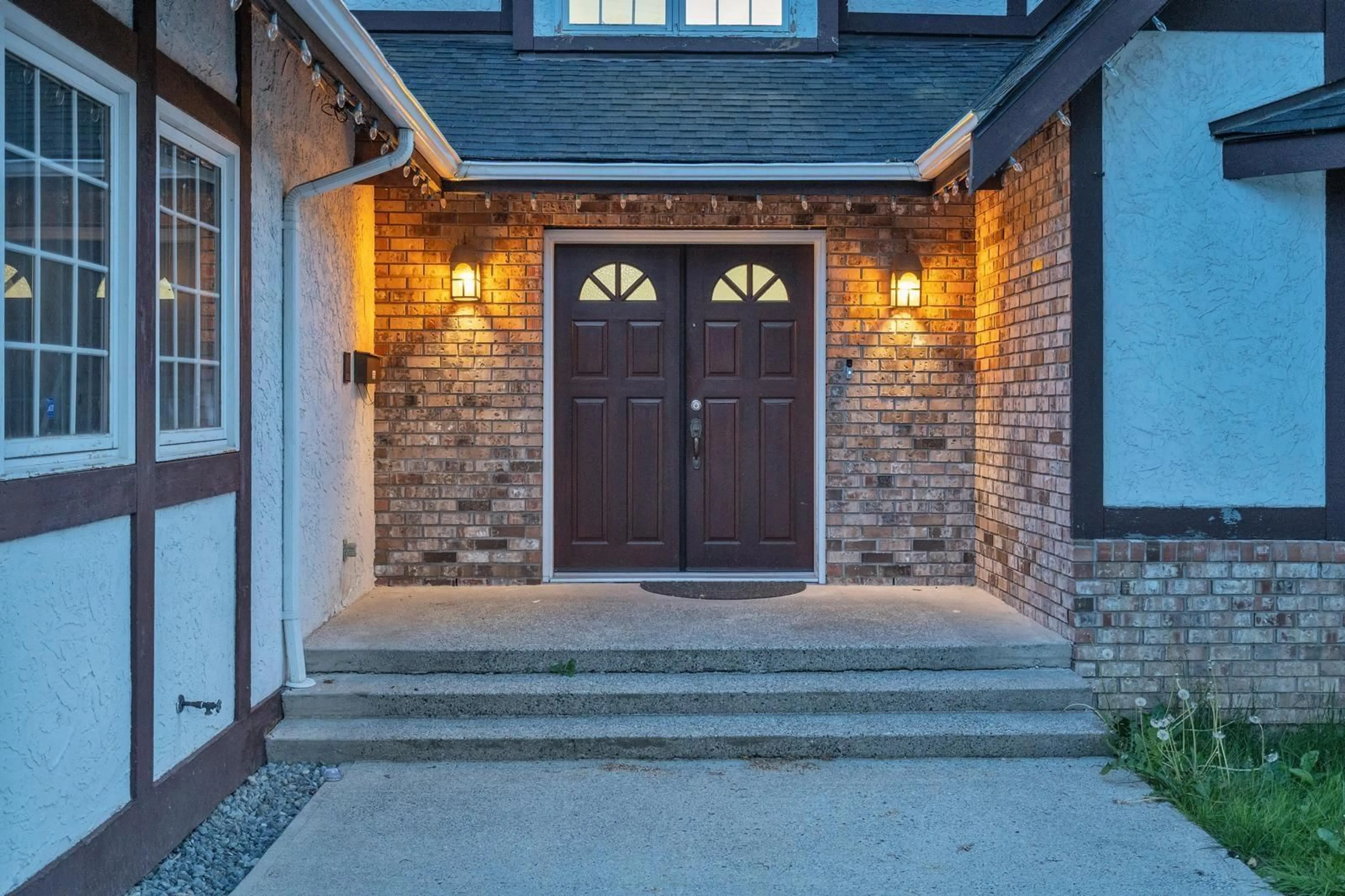 Unknown for 35070 MARSHALL ROAD, Abbotsford British Columbia V3G2B8