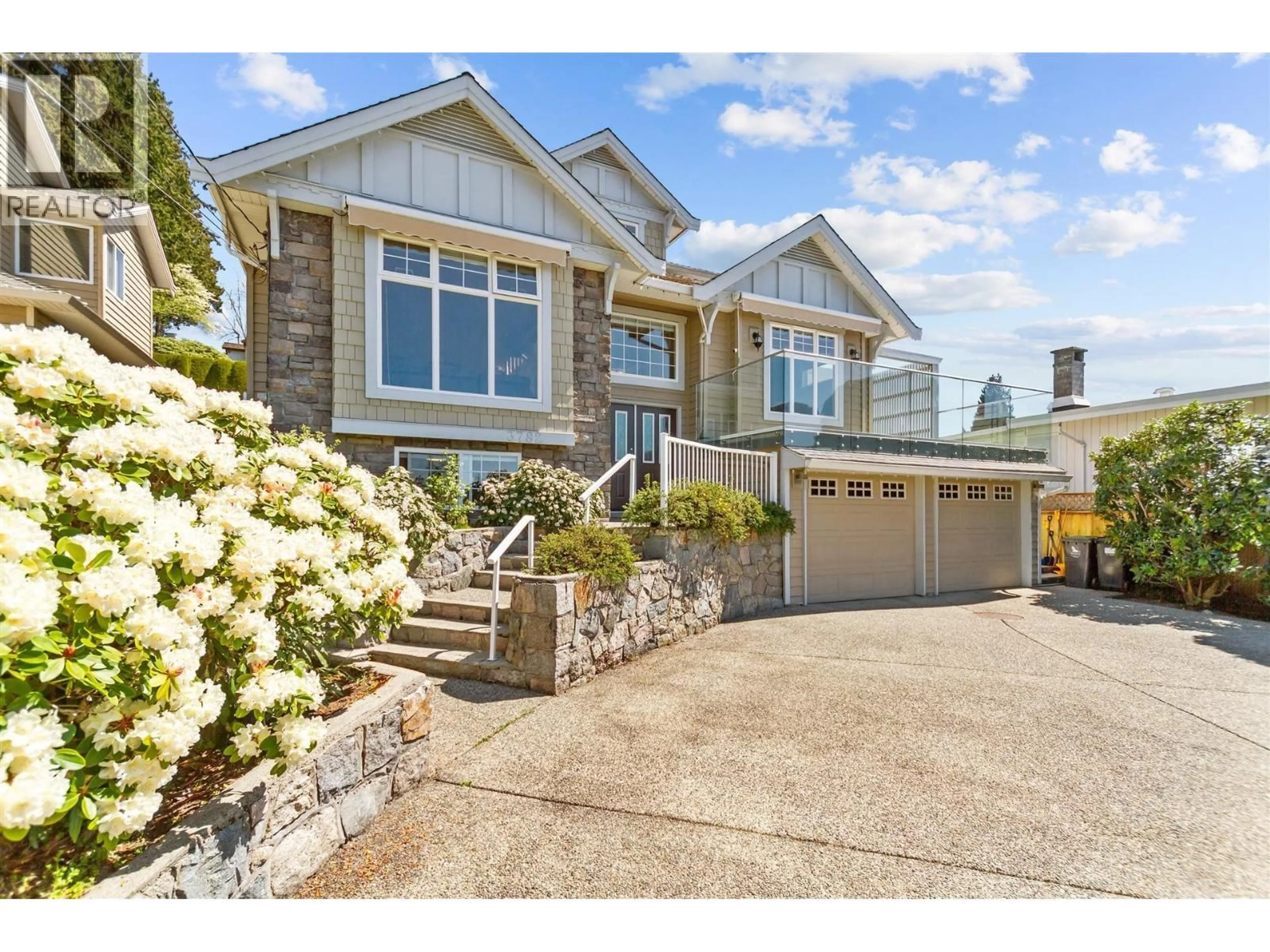 Home with vinyl exterior material, street for 3782 LONSDALE AVENUE, North Vancouver British Columbia V7N3K6
