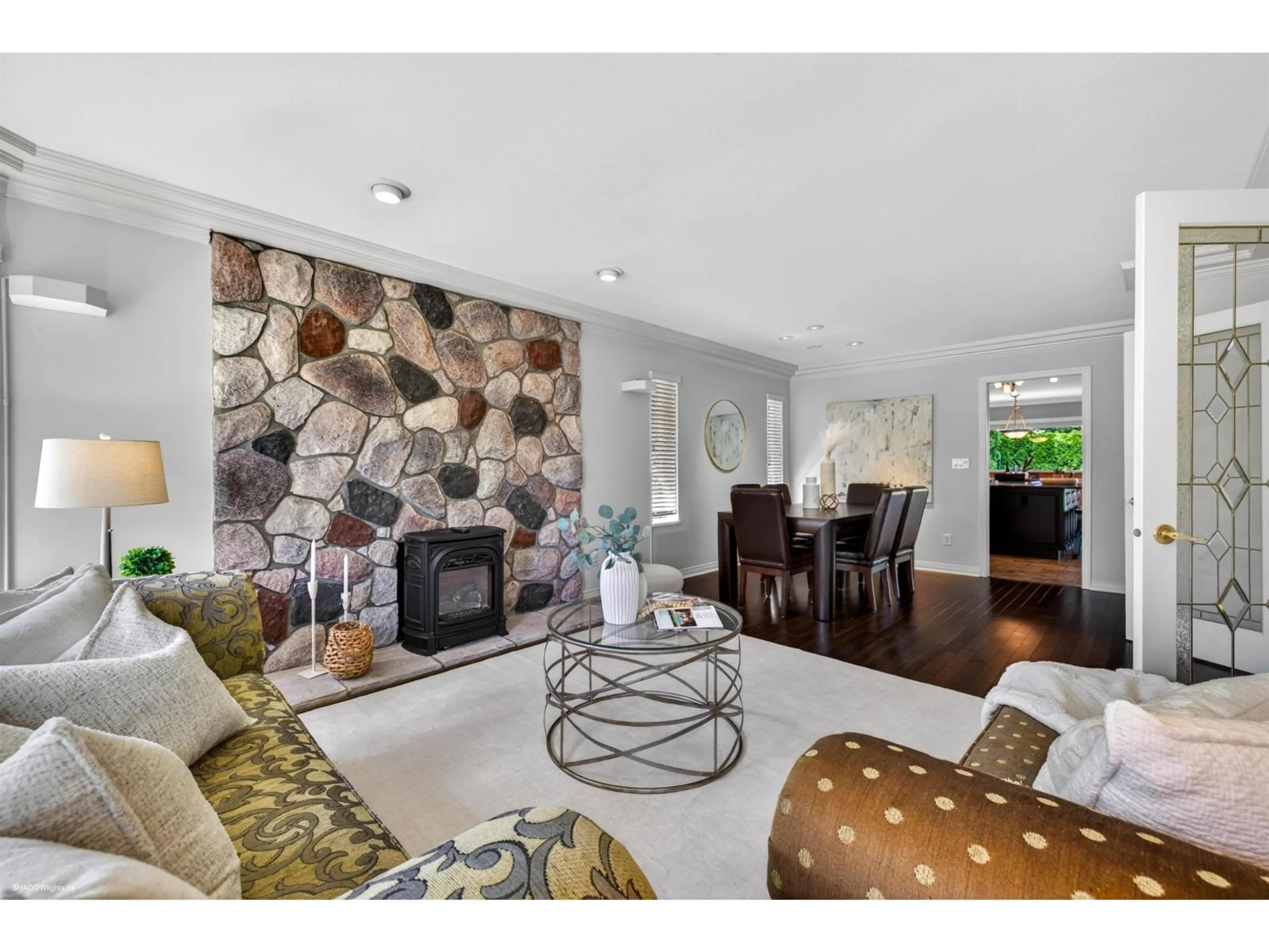 Living room with furniture, unknown for 20621 96A AVENUE, Langley British Columbia V1M2H2