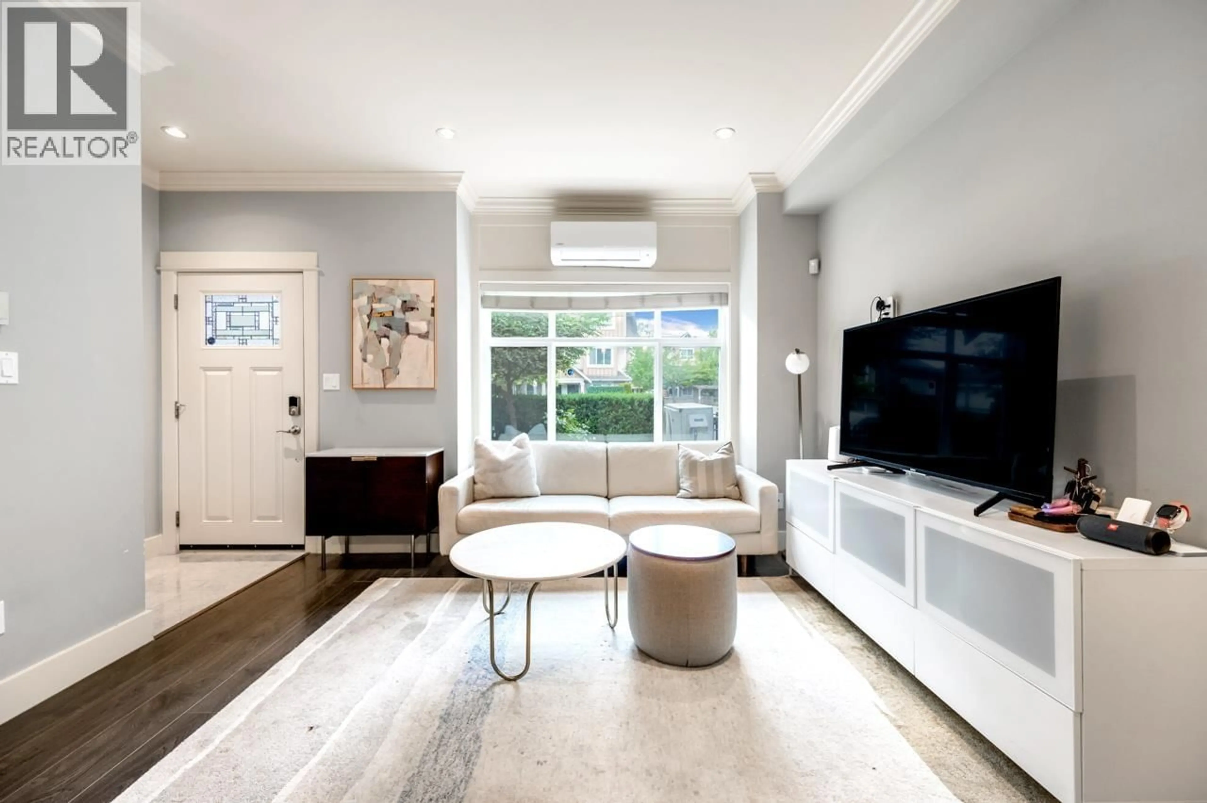 Living room with furniture, unknown for 13 - 7028 ASH STREET, Richmond British Columbia V6Y2S1