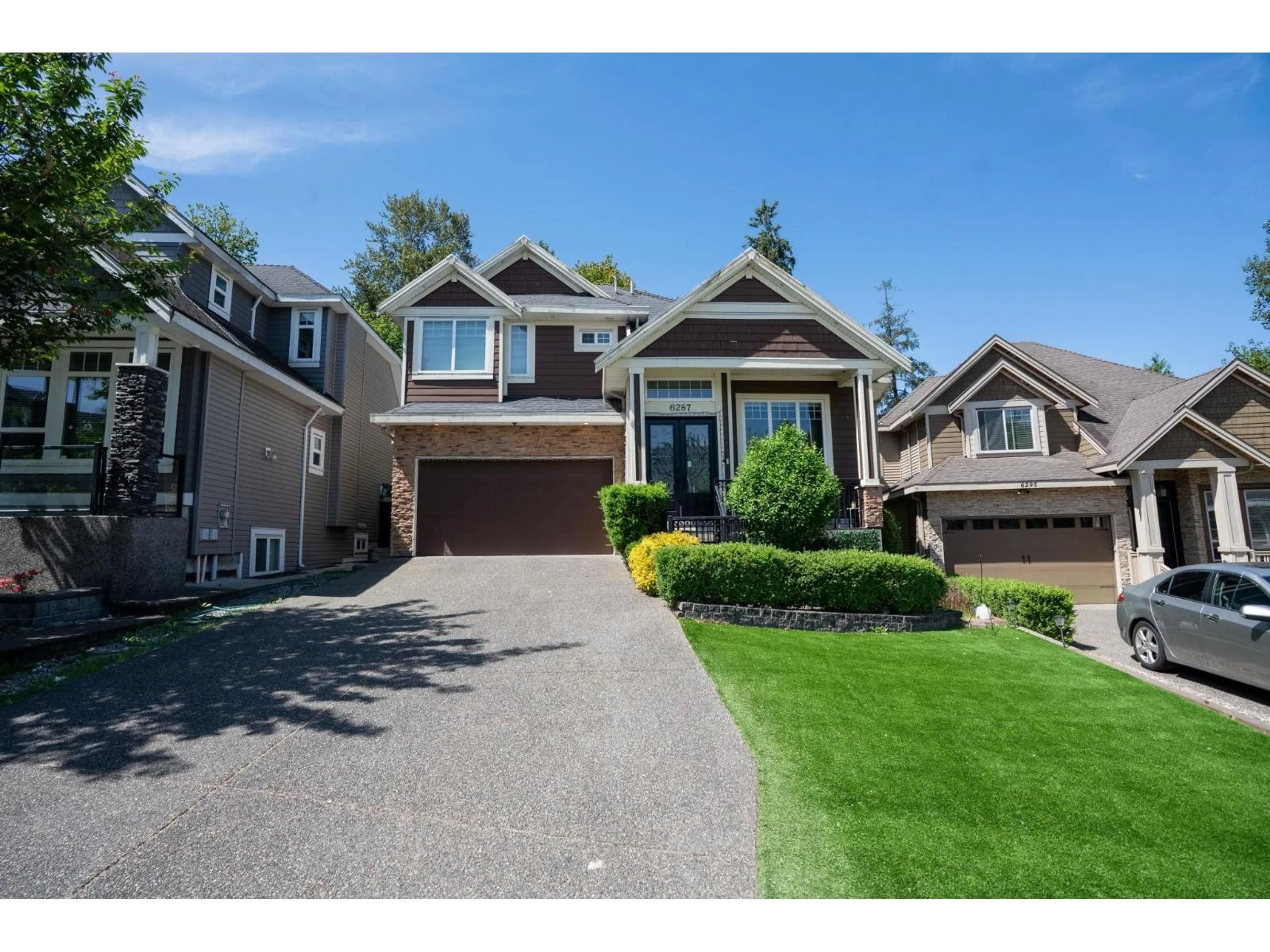 Home with brick exterior material, street for 6287 148A STREET, Surrey British Columbia V3W2W9