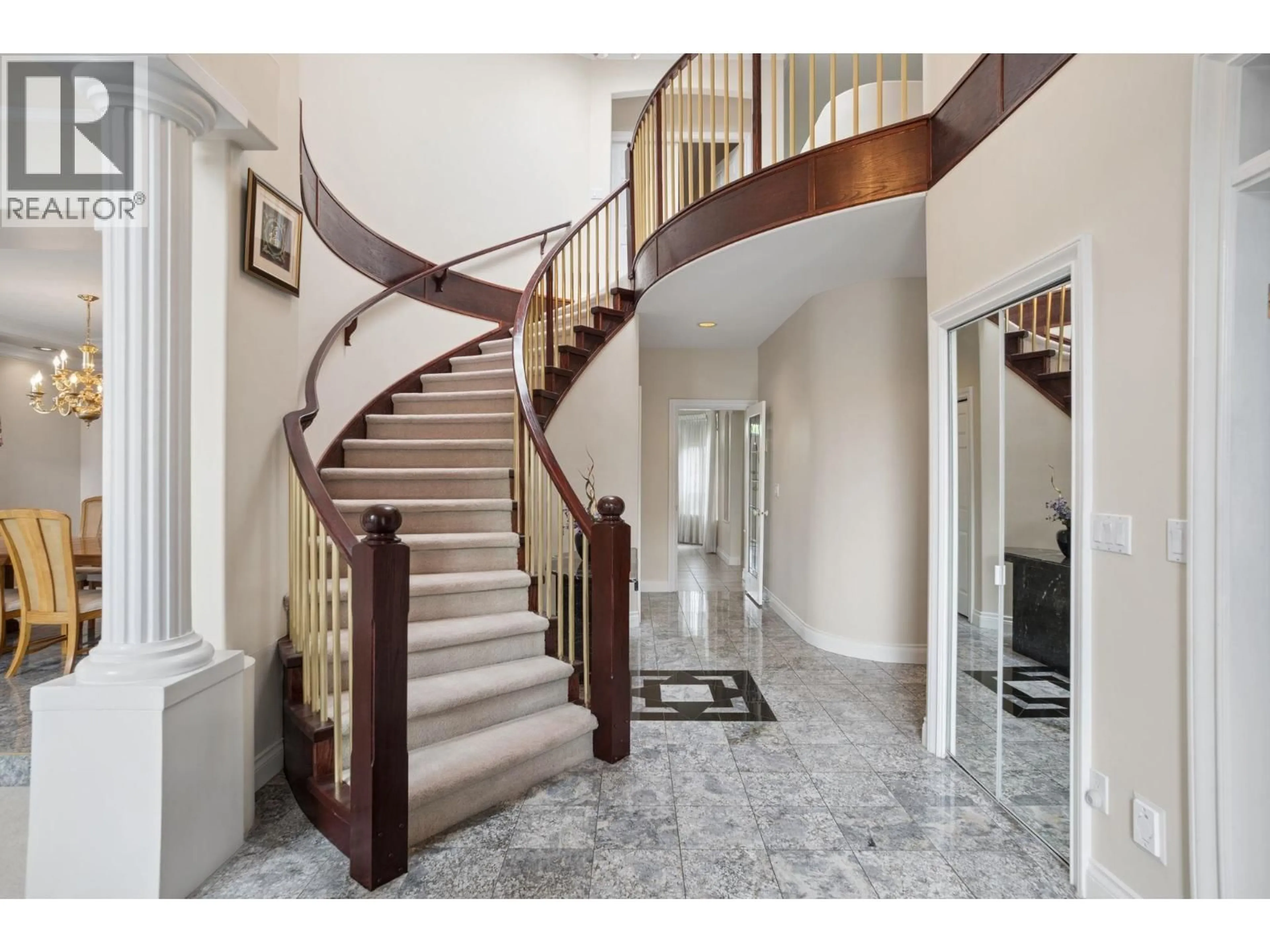 Indoor foyer for 12311 FLURY DRIVE, Richmond British Columbia V6V1H6