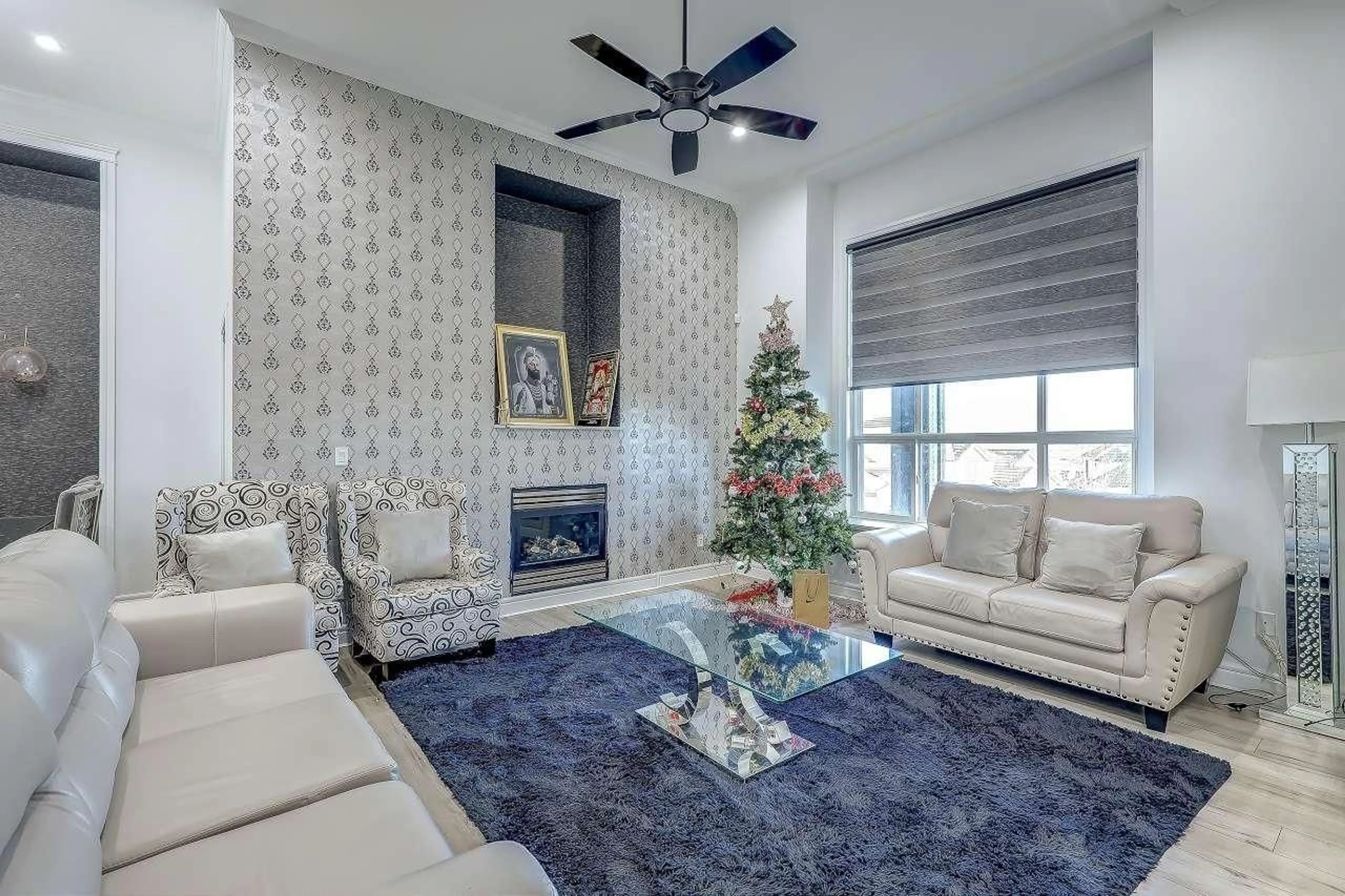 Living room with furniture, unknown for 7171 151 STREET, Surrey British Columbia V3S7Y8