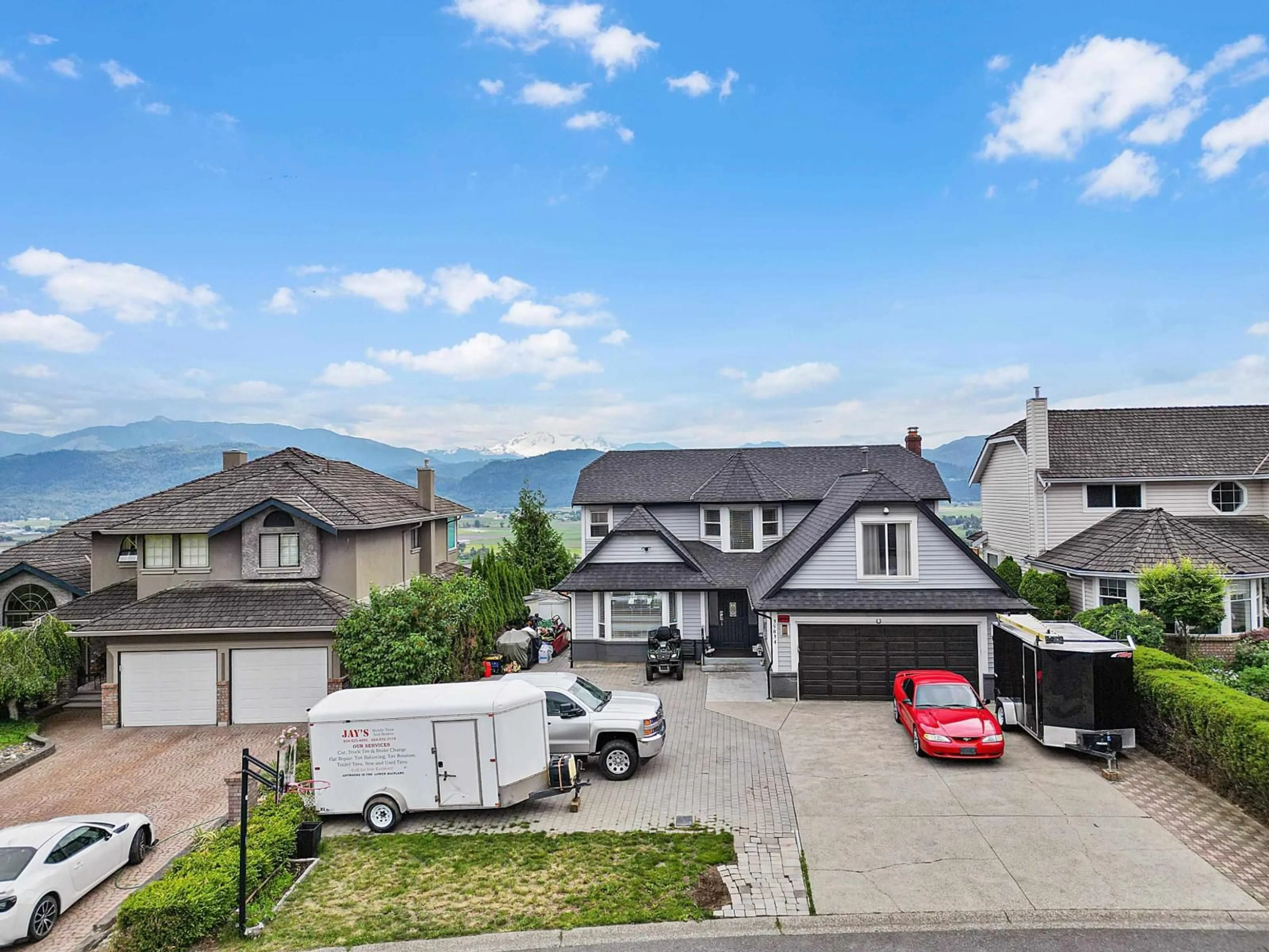A pic from outside/outdoor area/front of a property/back of a property/a pic from drone, mountain view for 35834 EAGLECREST DRIVE, Abbotsford British Columbia V3G1E8