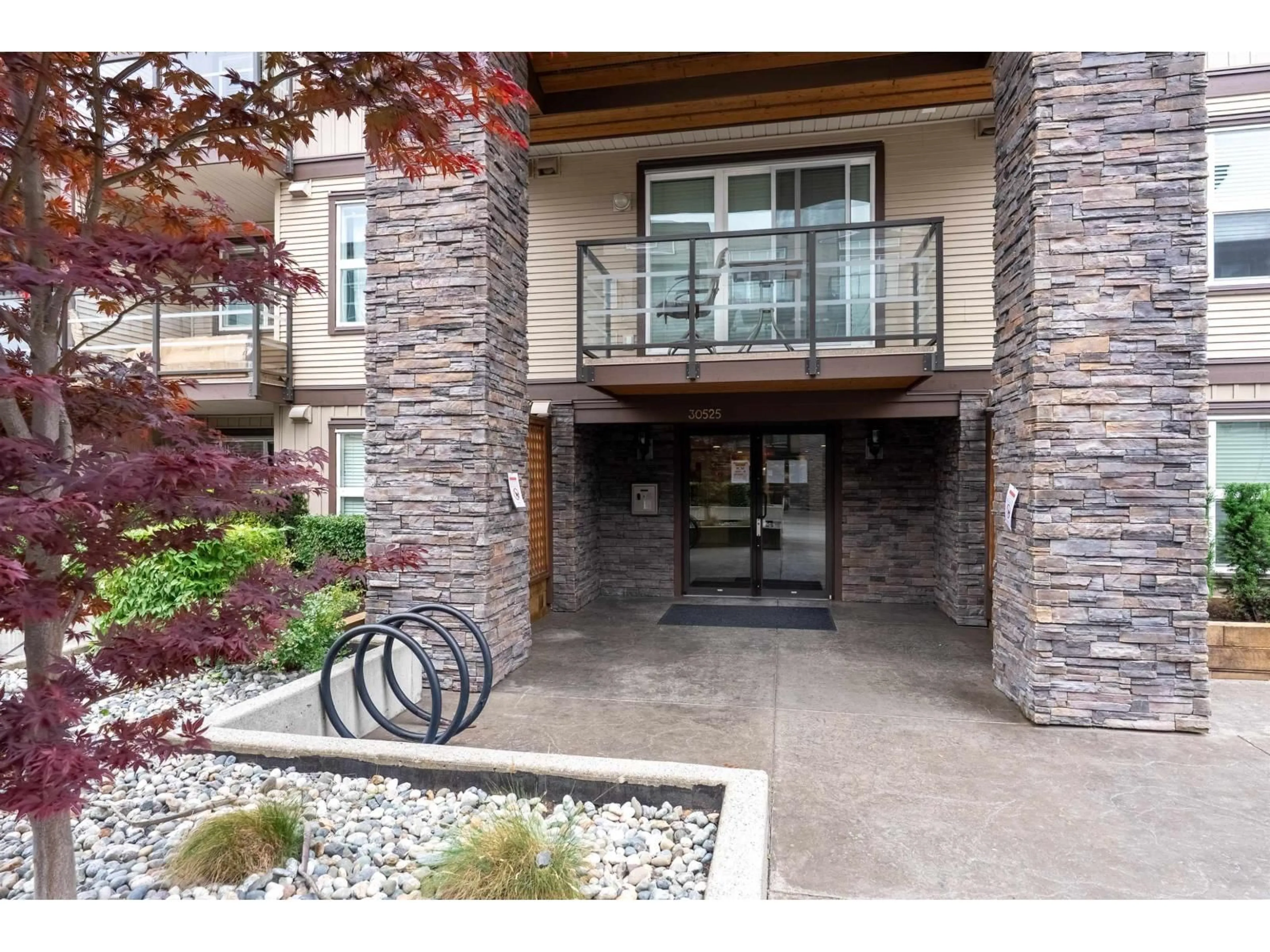 Unknown for 302 - 30525 CARDINAL AVENUE, Abbotsford British Columbia V2T0A8