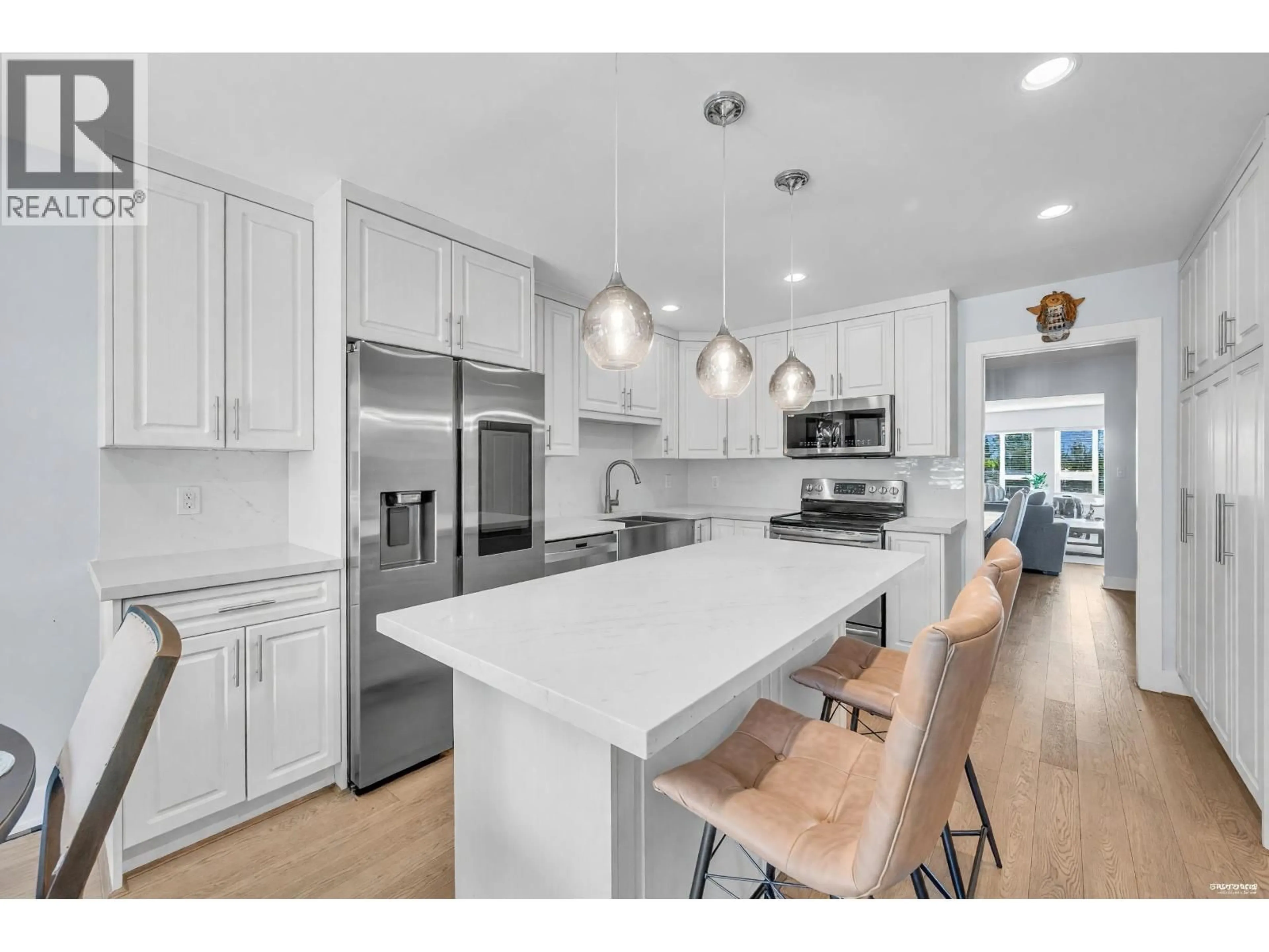 Open concept kitchen, unknown for 6655 - - 6657 AUBREY STREET, Burnaby British Columbia V5B2E3