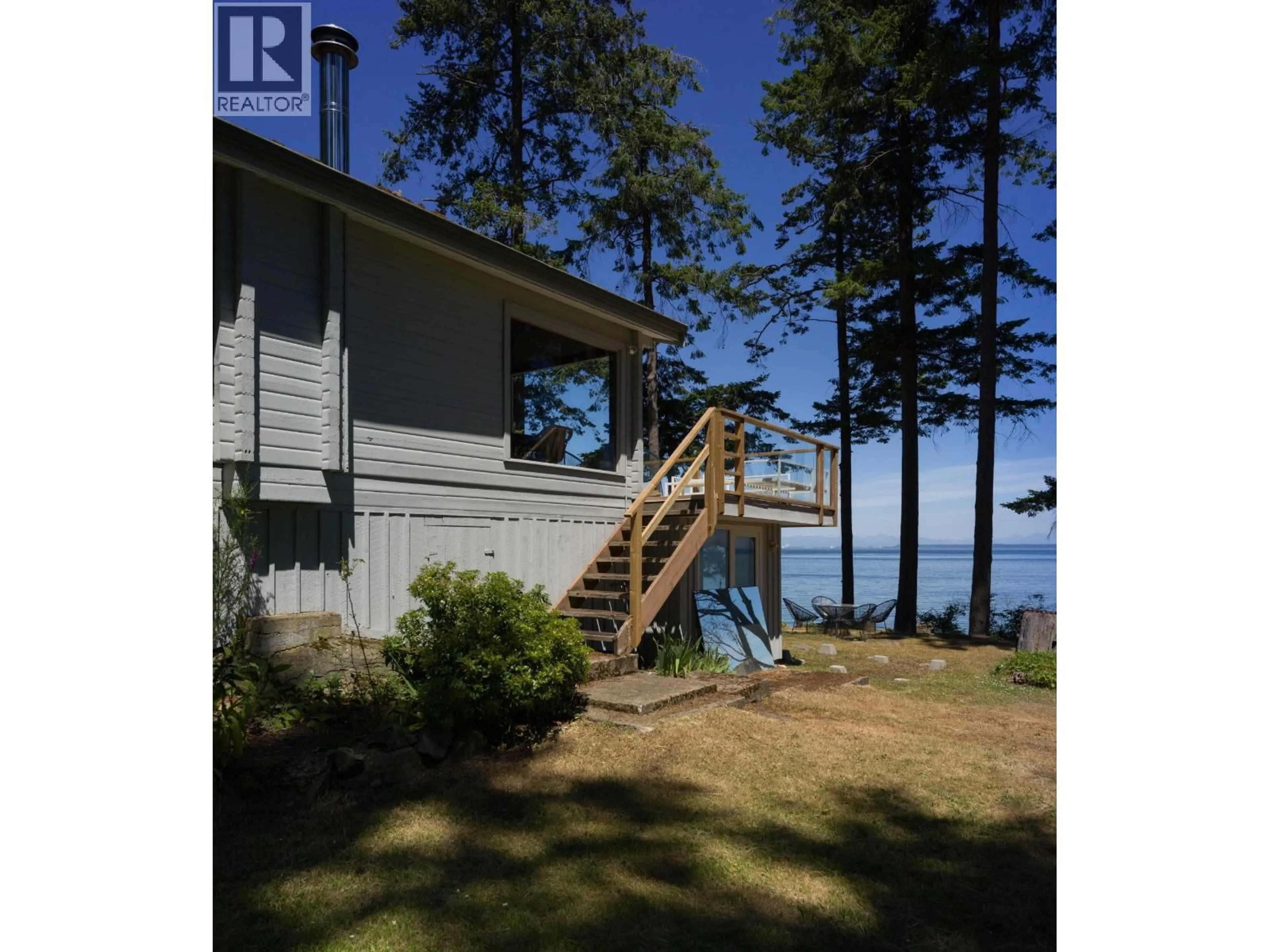 Home with vinyl exterior material, water/lake/river/ocean view for 579 BAYVIEW DRIVE, Mayne Island British Columbia V0N2J1
