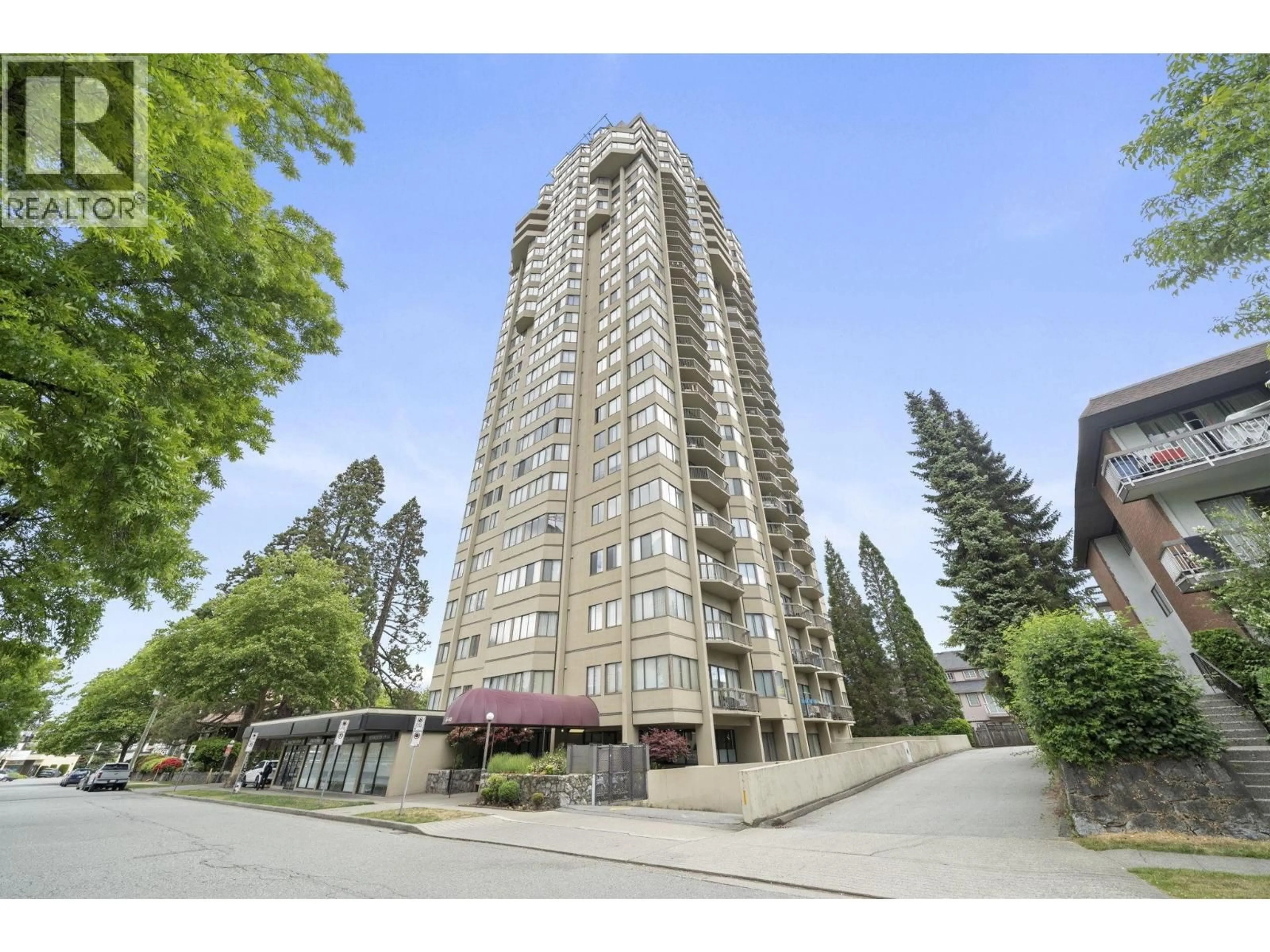 Unknown for 2102 - 6540 BURLINGTON AVENUE, Burnaby British Columbia V5H4G3