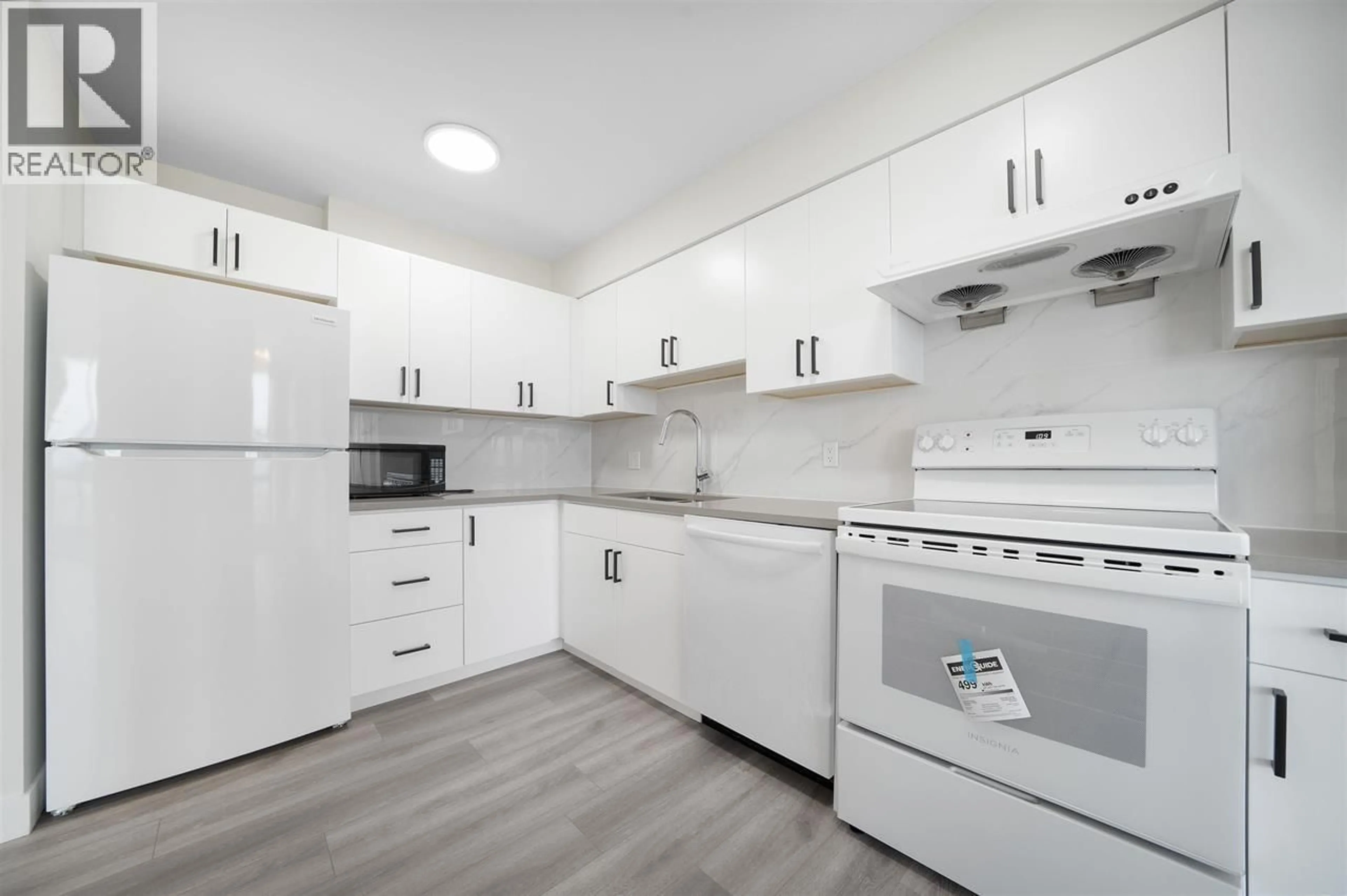 Standard kitchen, unknown for 2102 - 6540 BURLINGTON AVENUE, Burnaby British Columbia V5H4G3