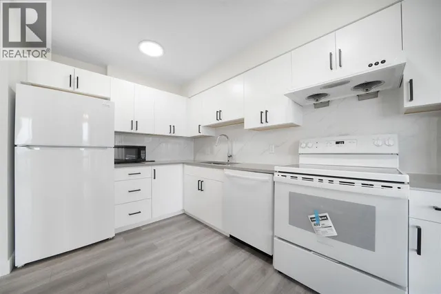2102 - 6540 BURLINGTON AVENUE, Burnaby 4