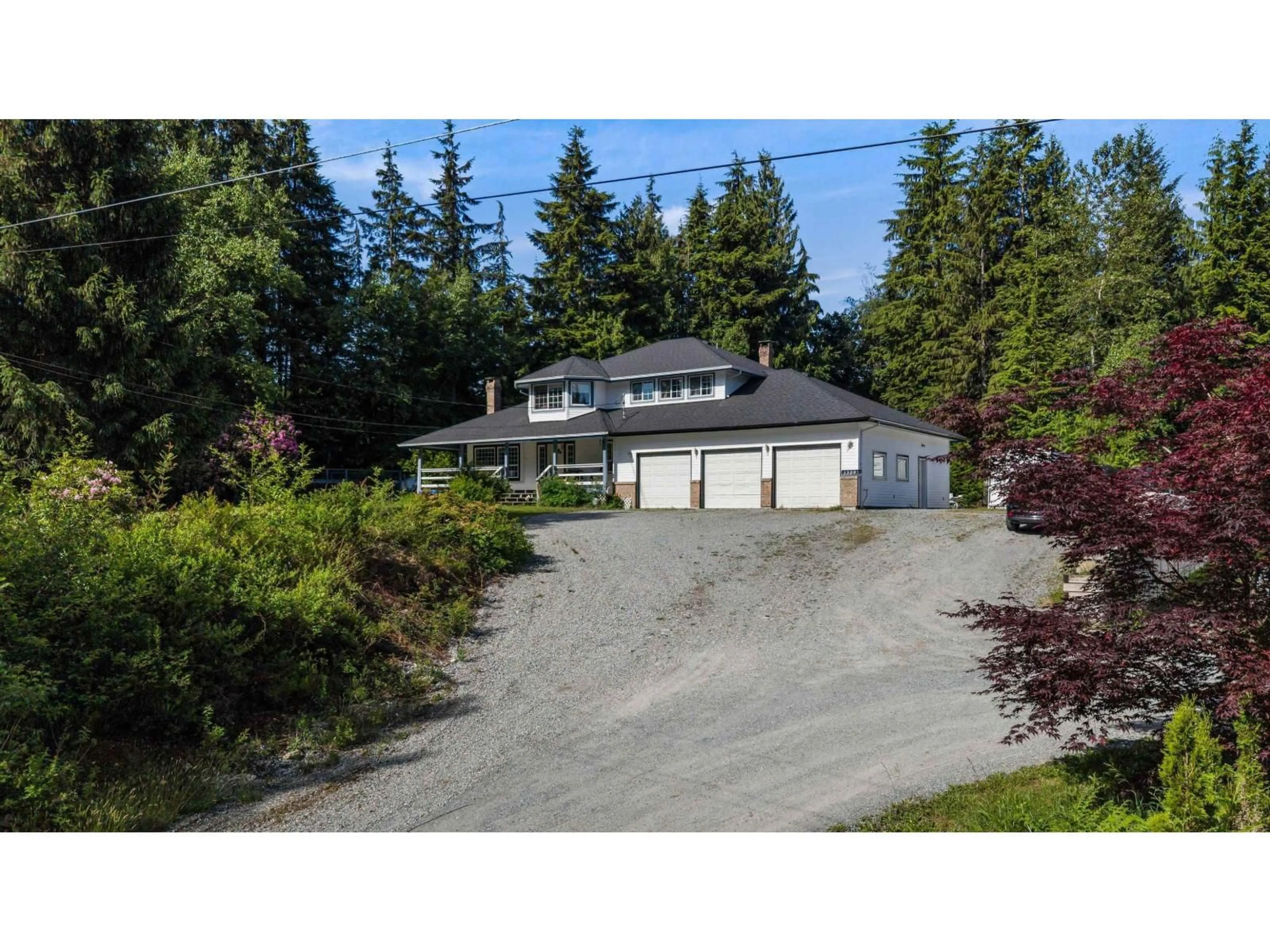 A pic from outside/outdoor area/front of a property/back of a property/a pic from drone, street for 13091 SABO STREET, Mission British Columbia V4S1L6