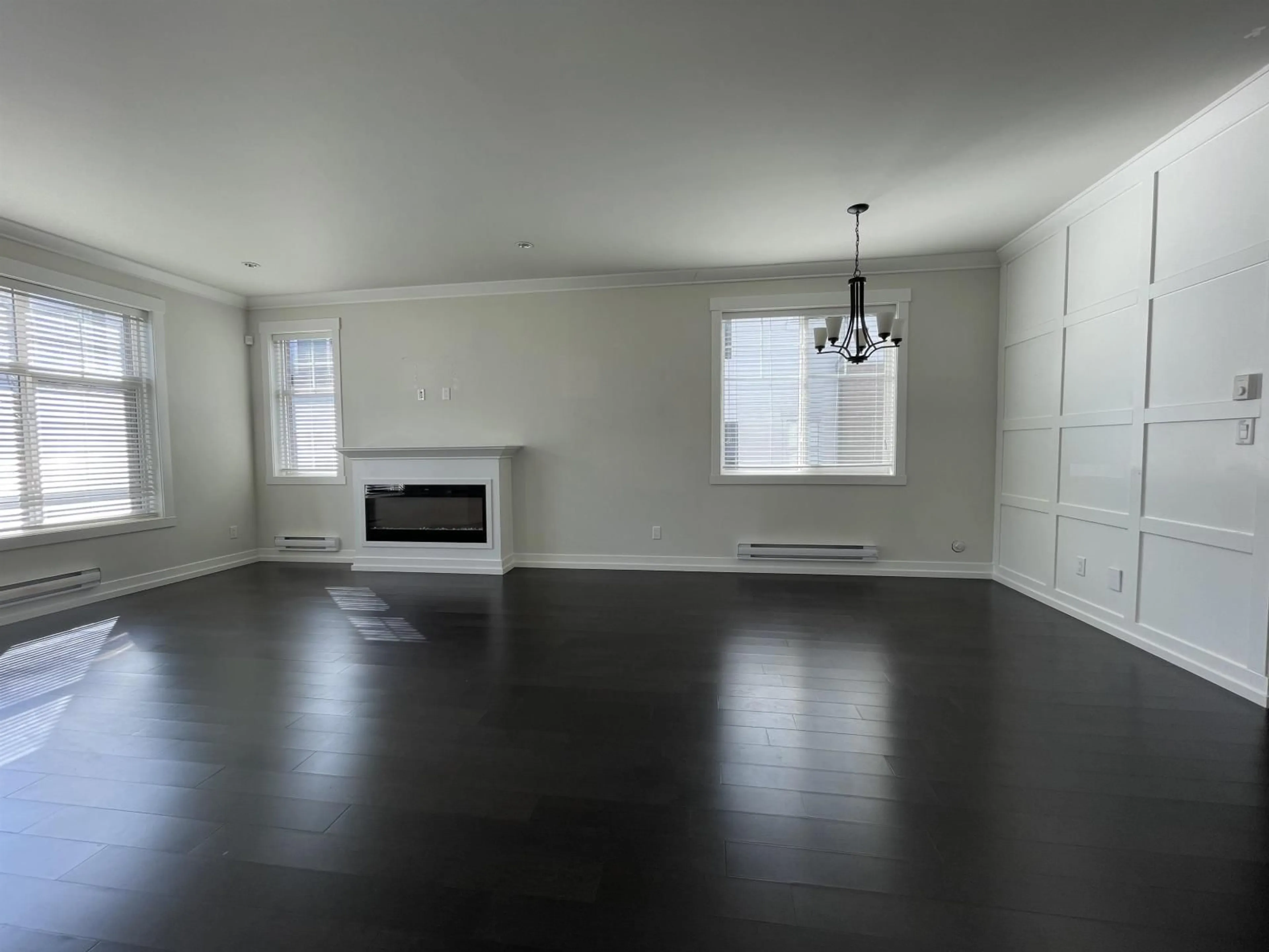 A pic of a room for 73 - 16458 23A AVENUE, Surrey British Columbia V3Z0L9