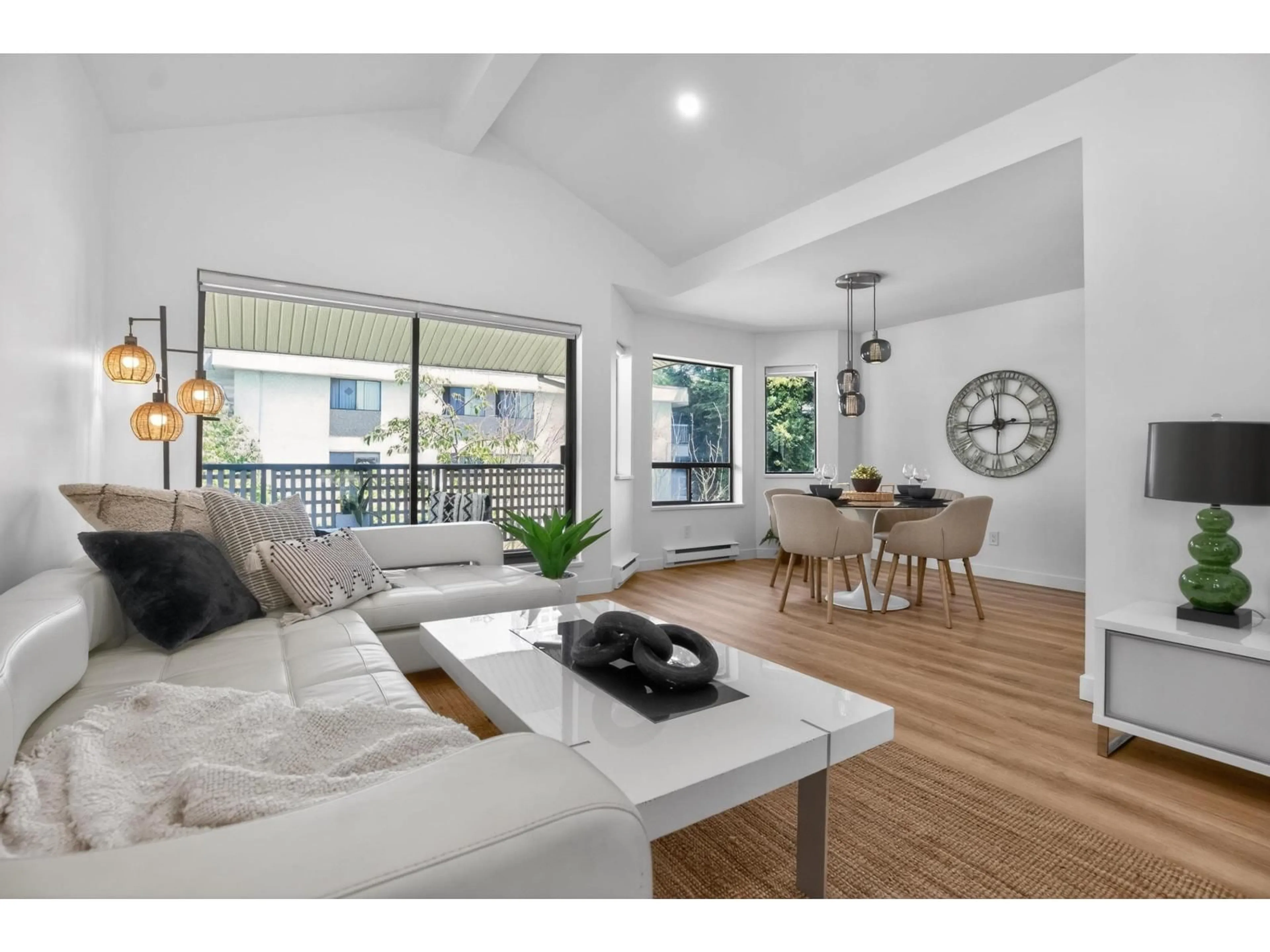 Living room with furniture, wood/laminate floor for 307 - 1460 MARTIN STREET, White Rock British Columbia V4B3W7