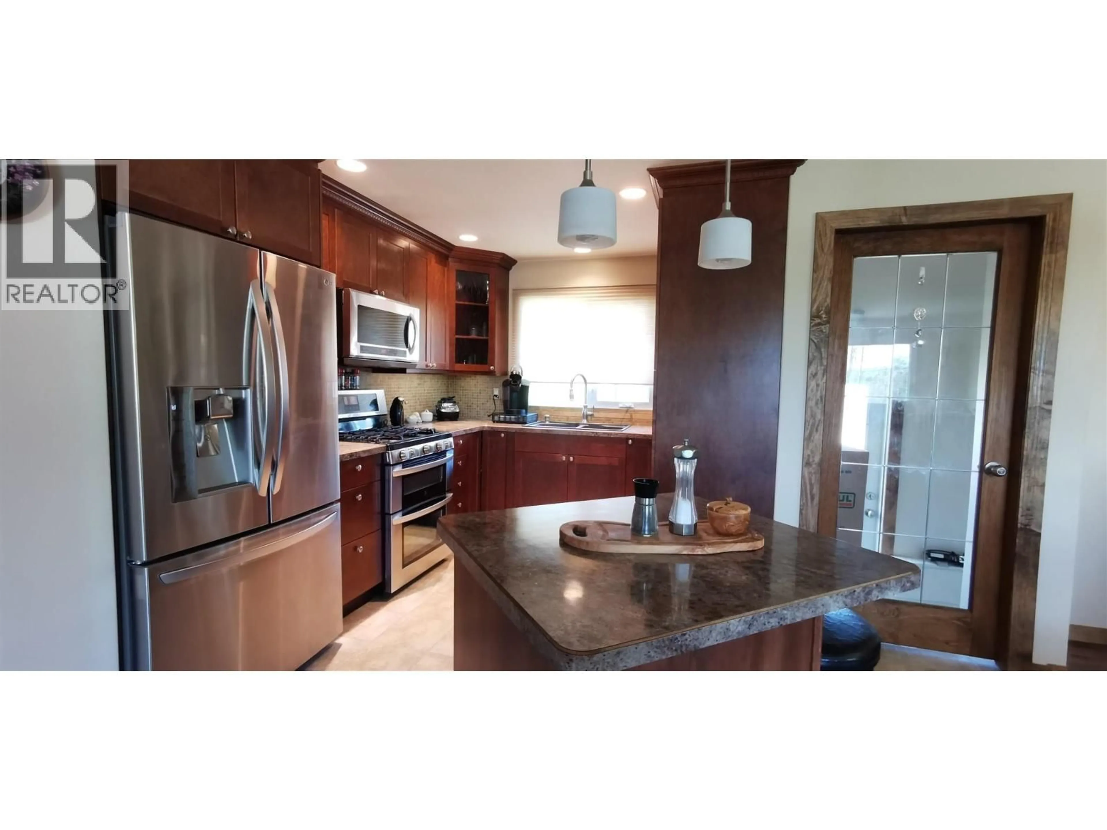 Unknown for 6264 FOREST LAWN FRONTAGE ROAD, Fort St. John British Columbia V1J8B8