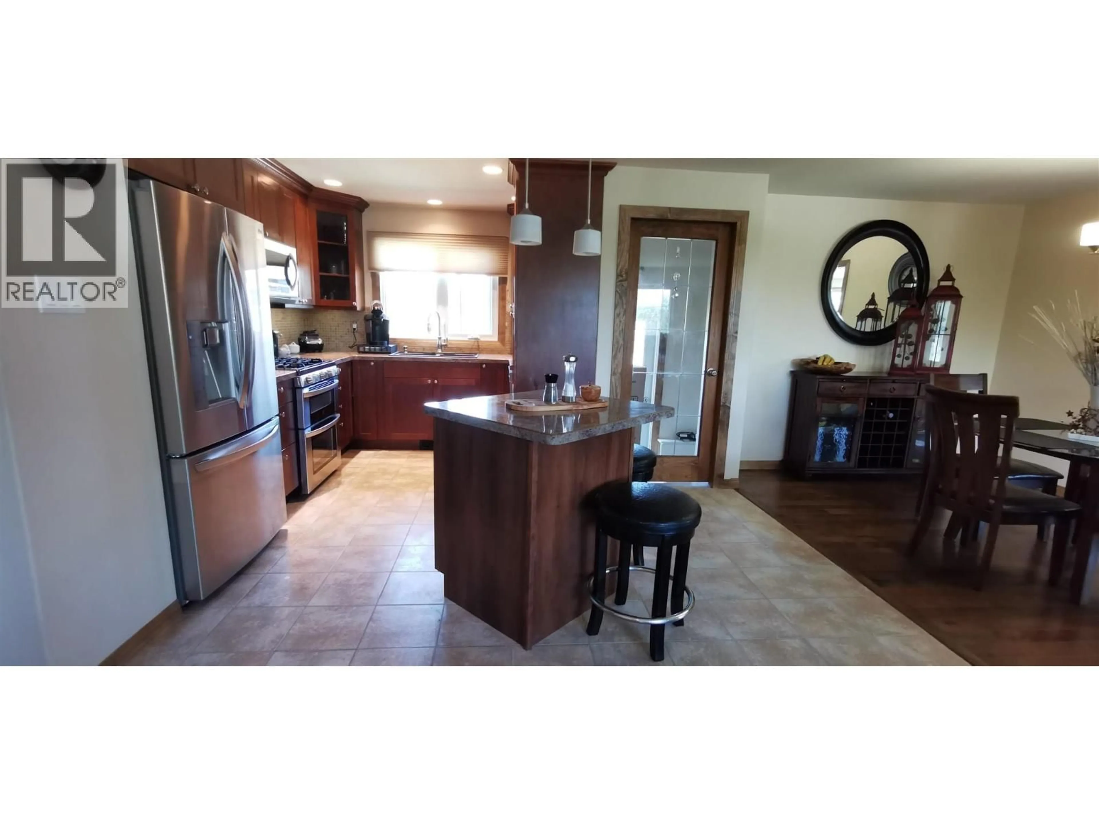 Open concept kitchen, ceramic/tile floor for 6264 FOREST LAWN FRONTAGE ROAD, Fort St. John British Columbia V1J8B8