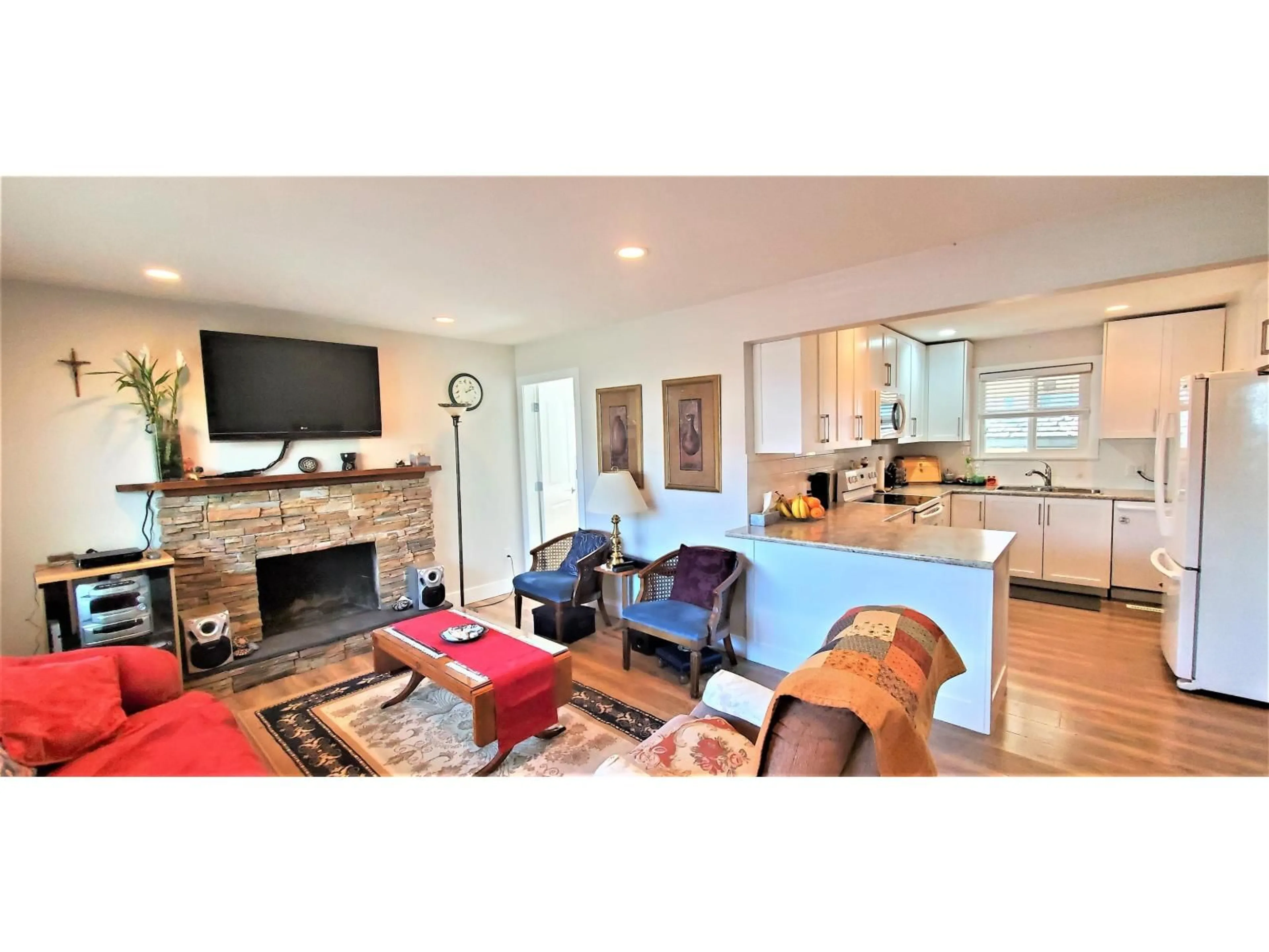 Open concept kitchen, unknown for 7649 STAVE LAKE STREET, Mission British Columbia V2V4G6