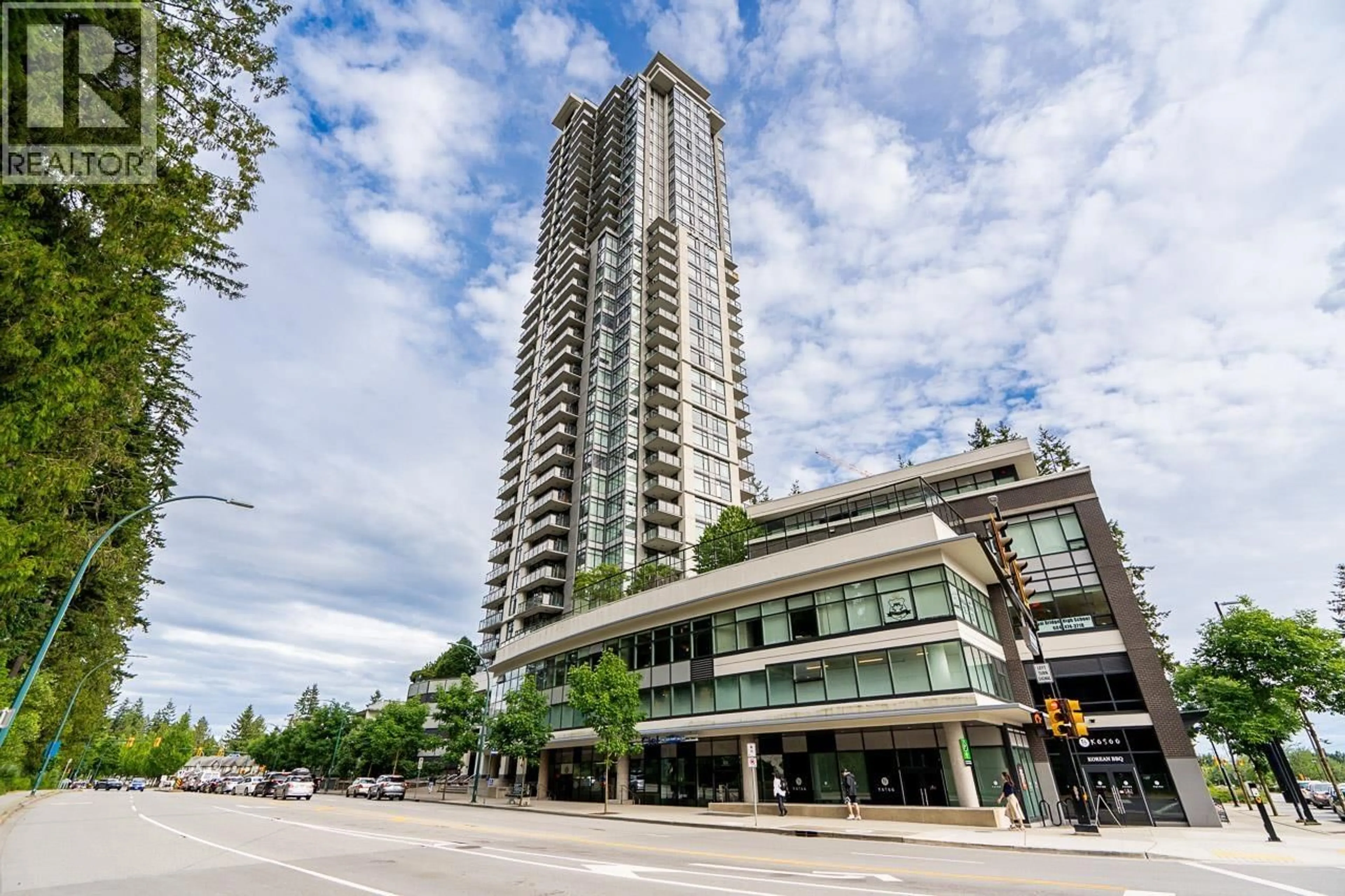 Patio, building for 3007 - 3080 LINCOLN AVENUE, Coquitlam British Columbia V3B0L9