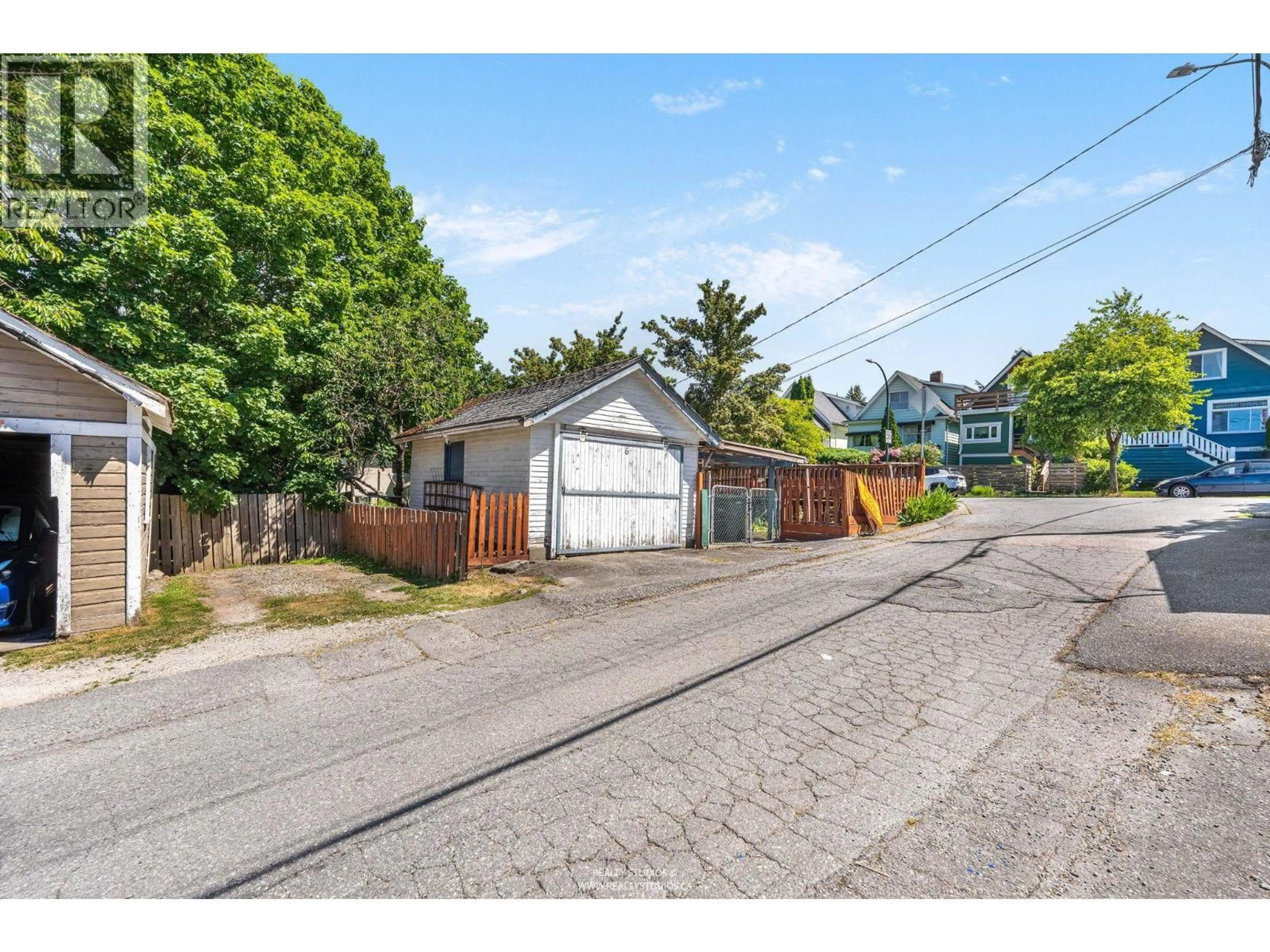 A pic from outside/outdoor area/front of a property/back of a property/a pic from drone, street for 6 KING EDWARD AVENUE, Vancouver British Columbia V5Y2H7