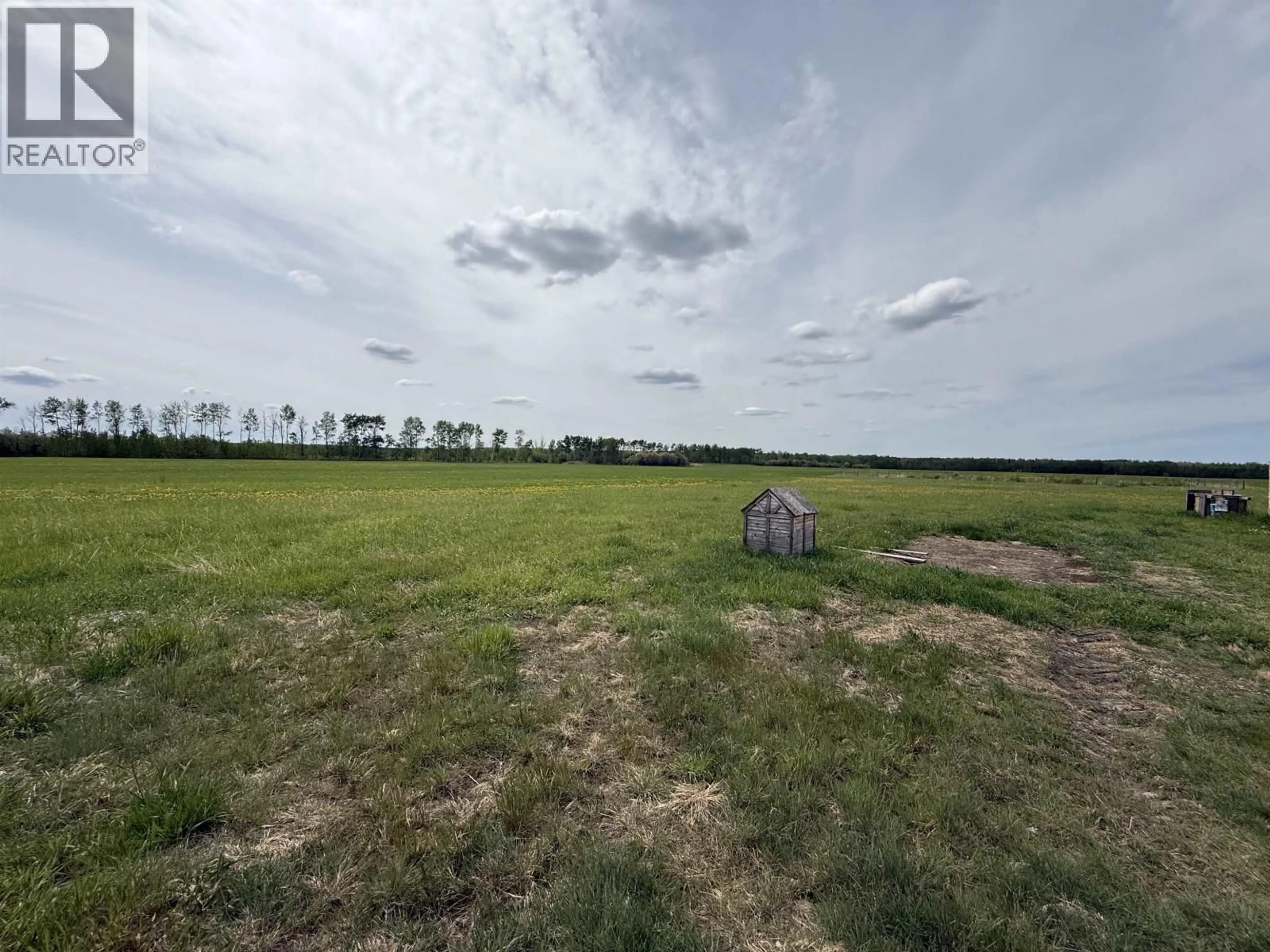 A pic from outside/outdoor area/front of a property/back of a property/a pic from drone, unknown for 16412 265 ROAD, Fort St. John British Columbia V0C1Y0