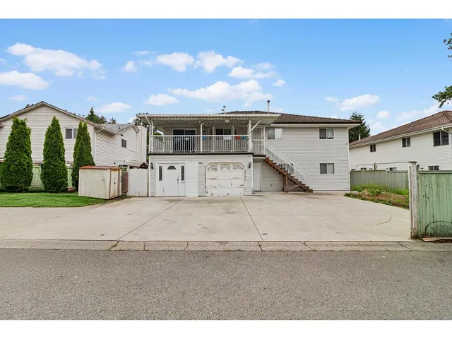 9011 KING GEORGE BOULEVARD, Surrey 5