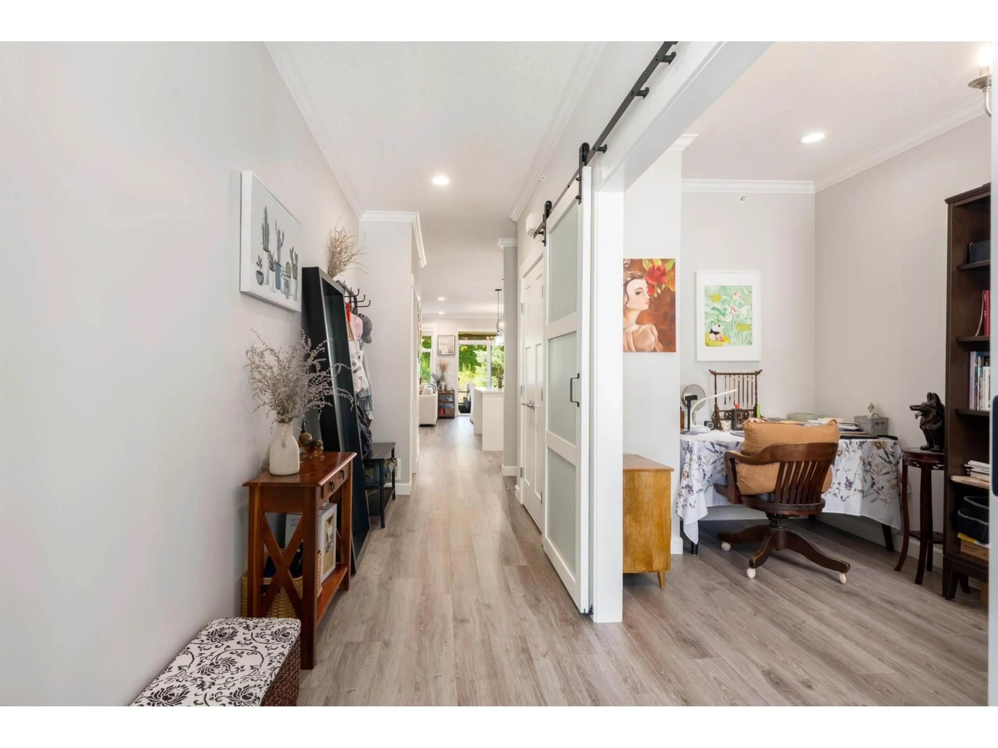 Indoor entryway for 50 - 7138 210 STREET, Langley British Columbia V2Y0V7