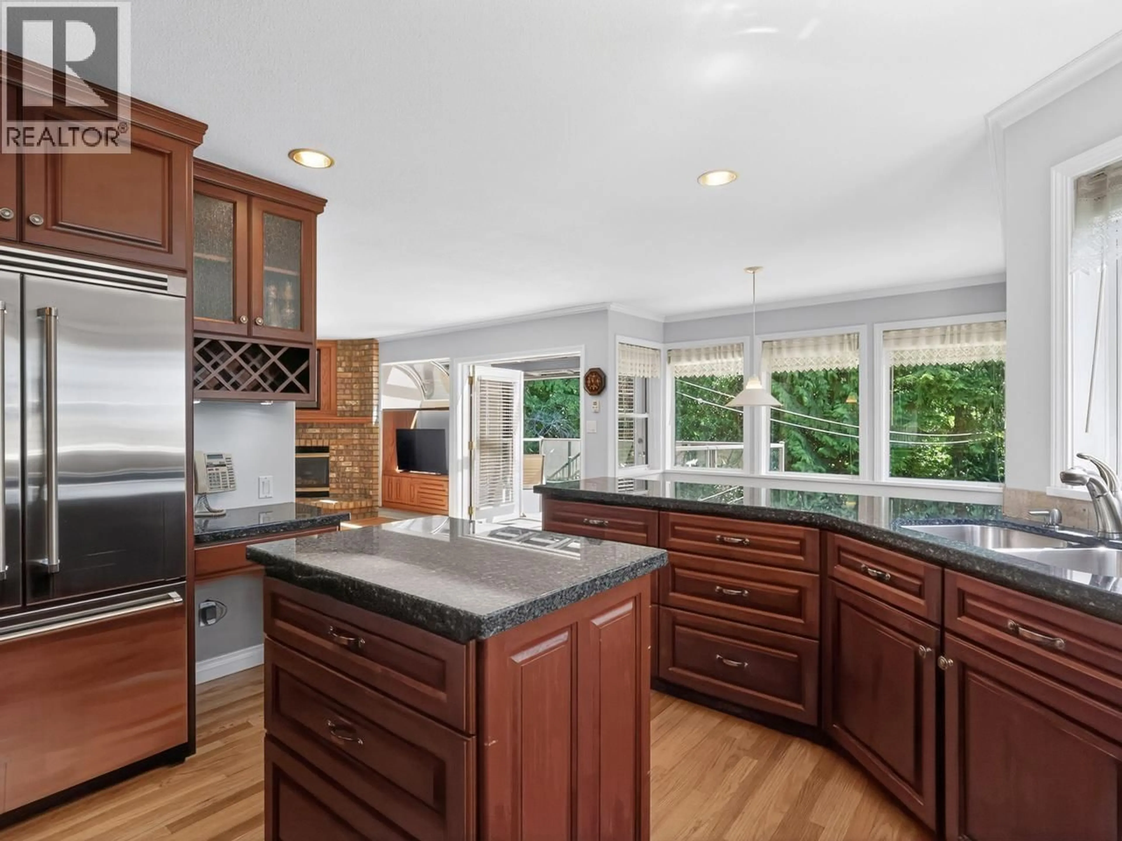 Open concept kitchen, ceramic/tile floor for 2304 KUGLER AVENUE, Coquitlam British Columbia V3K2S7