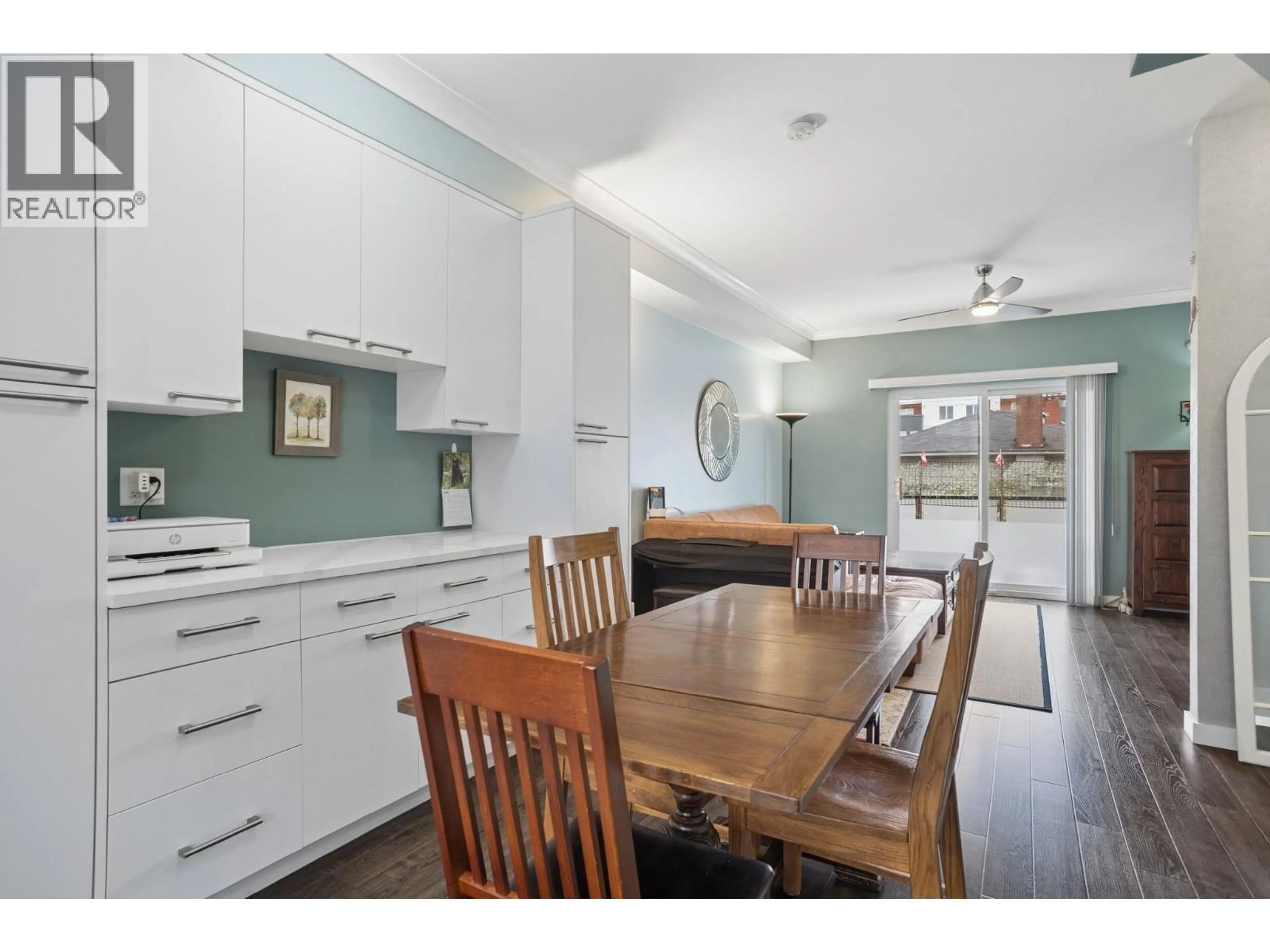 Open concept kitchen, unknown for 105 - 7533 GILLEY AVENUE, Burnaby British Columbia V5J0E8