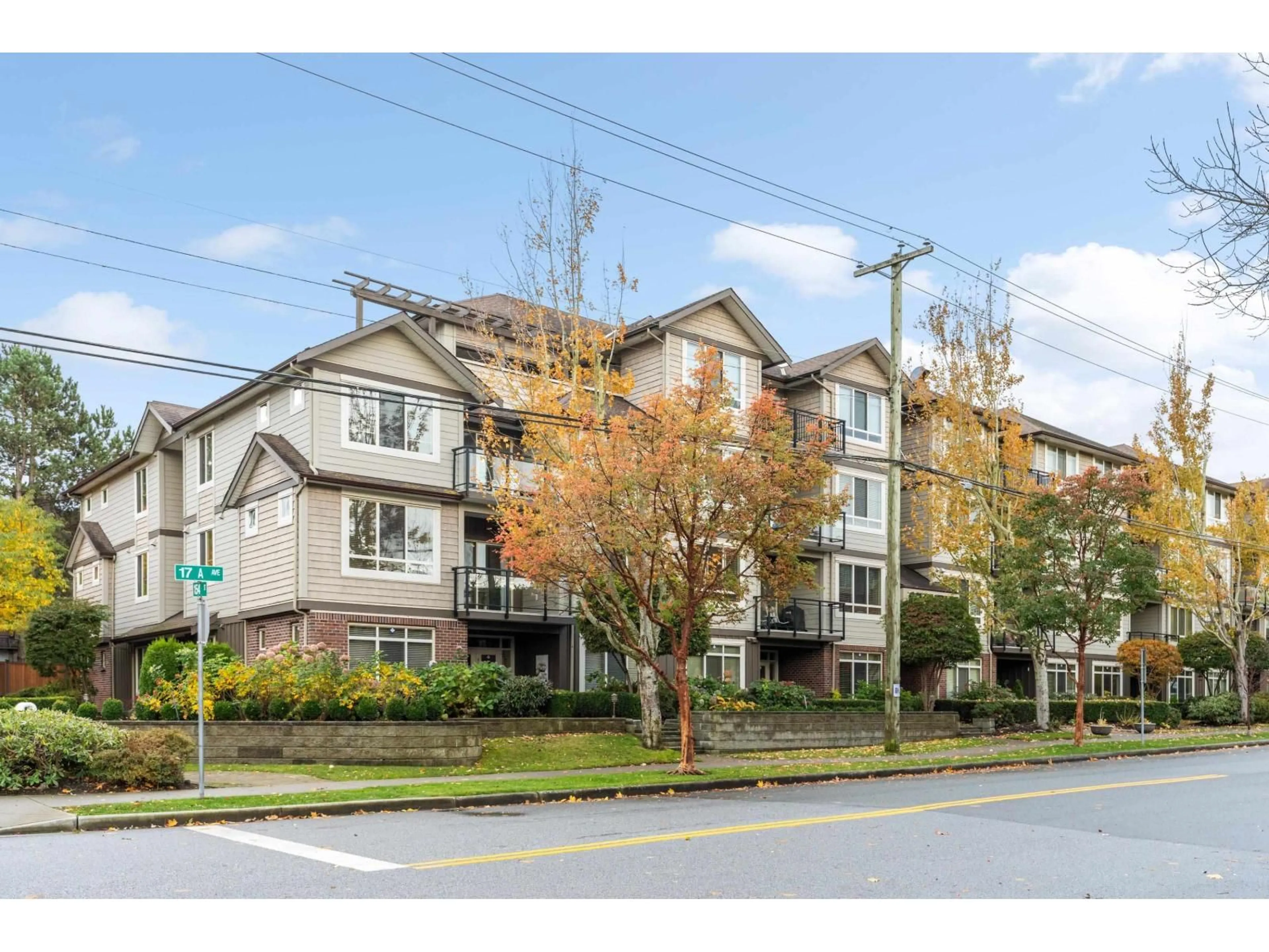 Unknown for 210 - 15368 17A AVENUE, Surrey British Columbia V4A1V3