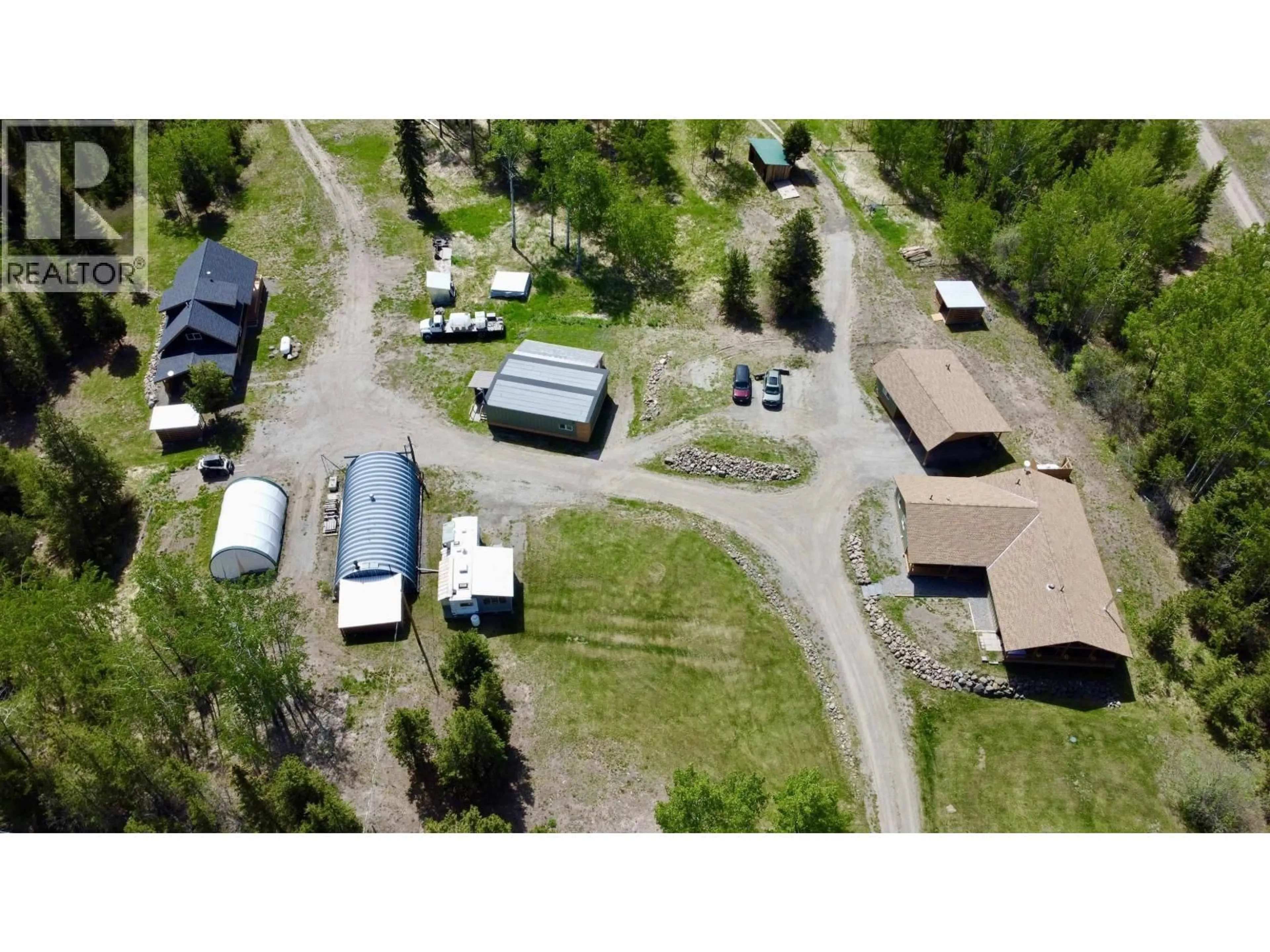 A pic from outside/outdoor area/front of a property/back of a property/a pic from drone, street for 5606 LITTLE FORT 24 HIGHWAY, Lone Butte British Columbia V0K2E2