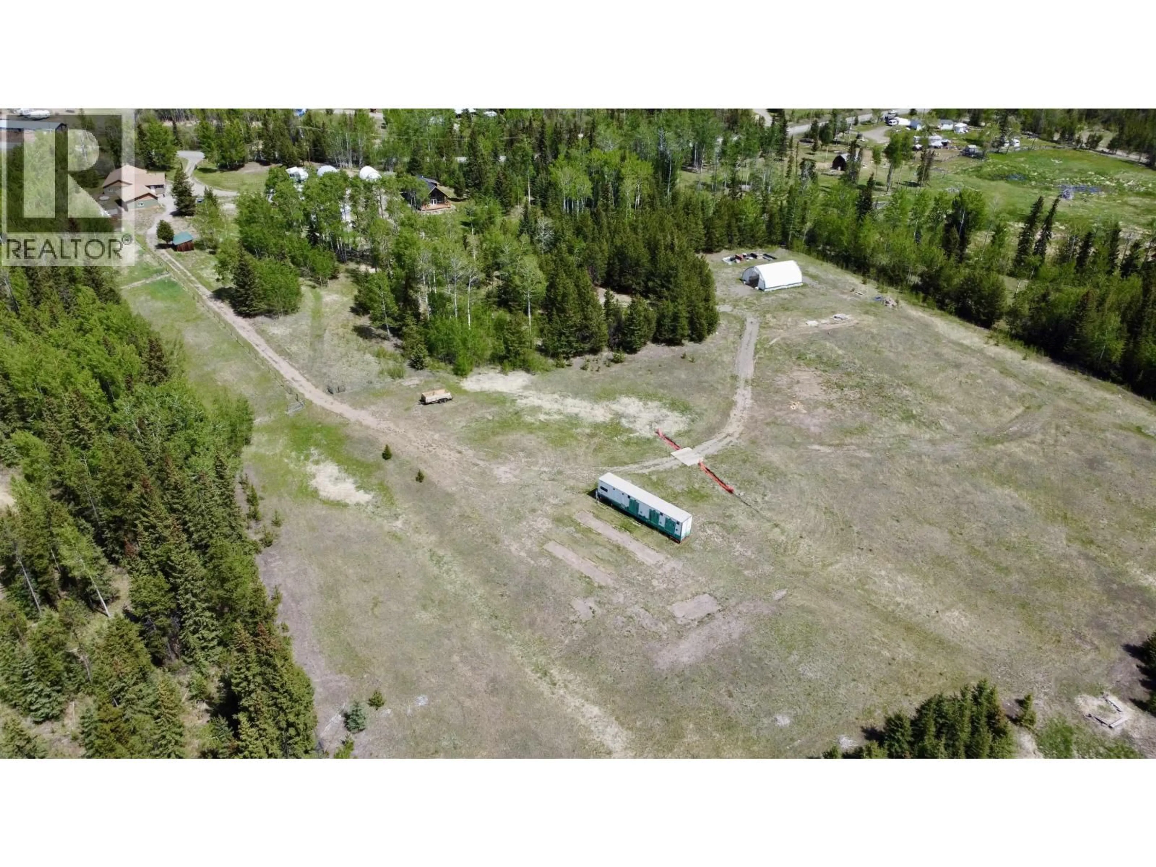 A pic from outside/outdoor area/front of a property/back of a property/a pic from drone, mountain view for 5606 LITTLE FORT 24 HIGHWAY, Lone Butte British Columbia V0K2E2