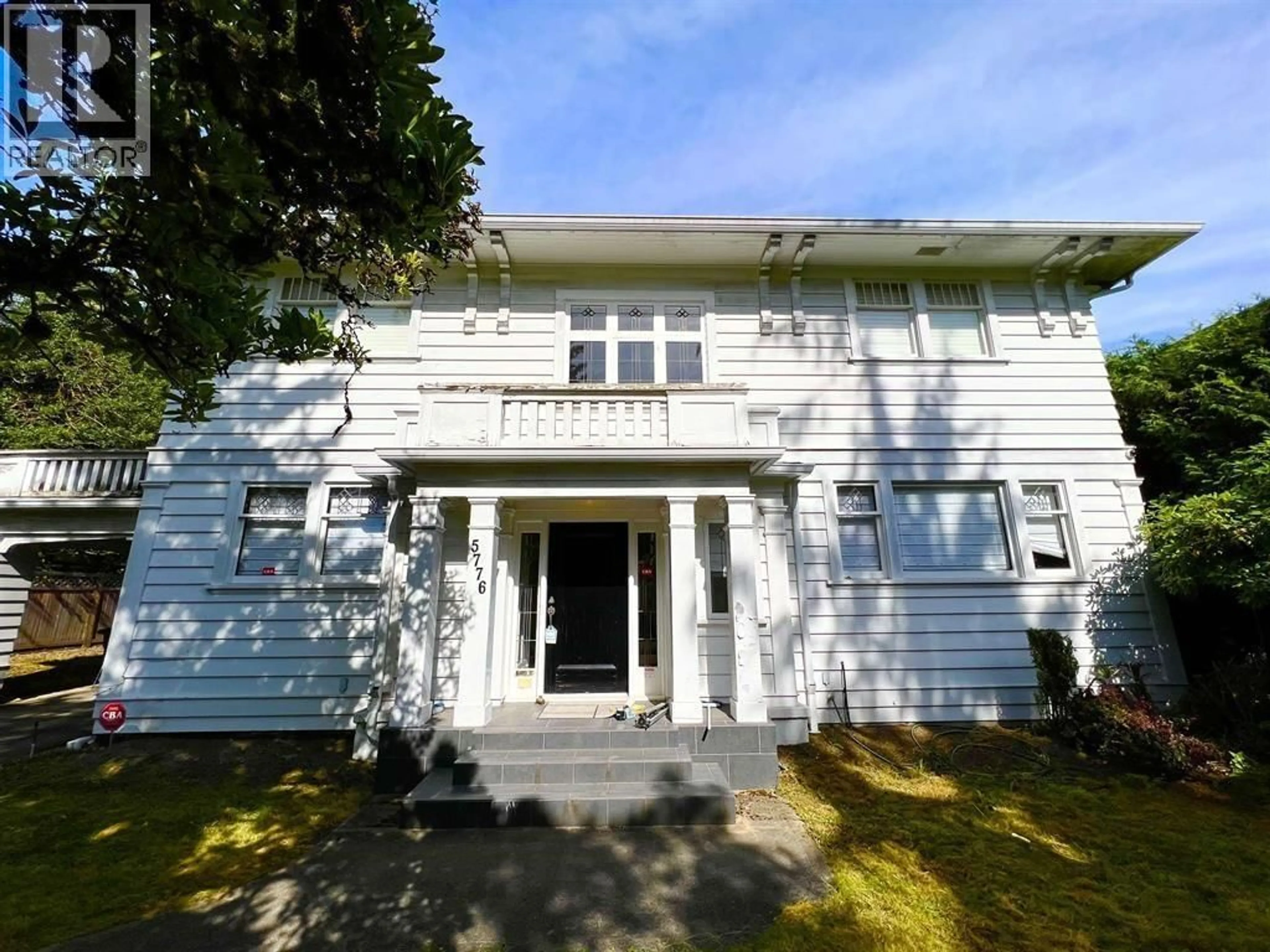 Home with vinyl exterior material, building for 5776 ANGUS DRIVE, Vancouver British Columbia V6M3N8