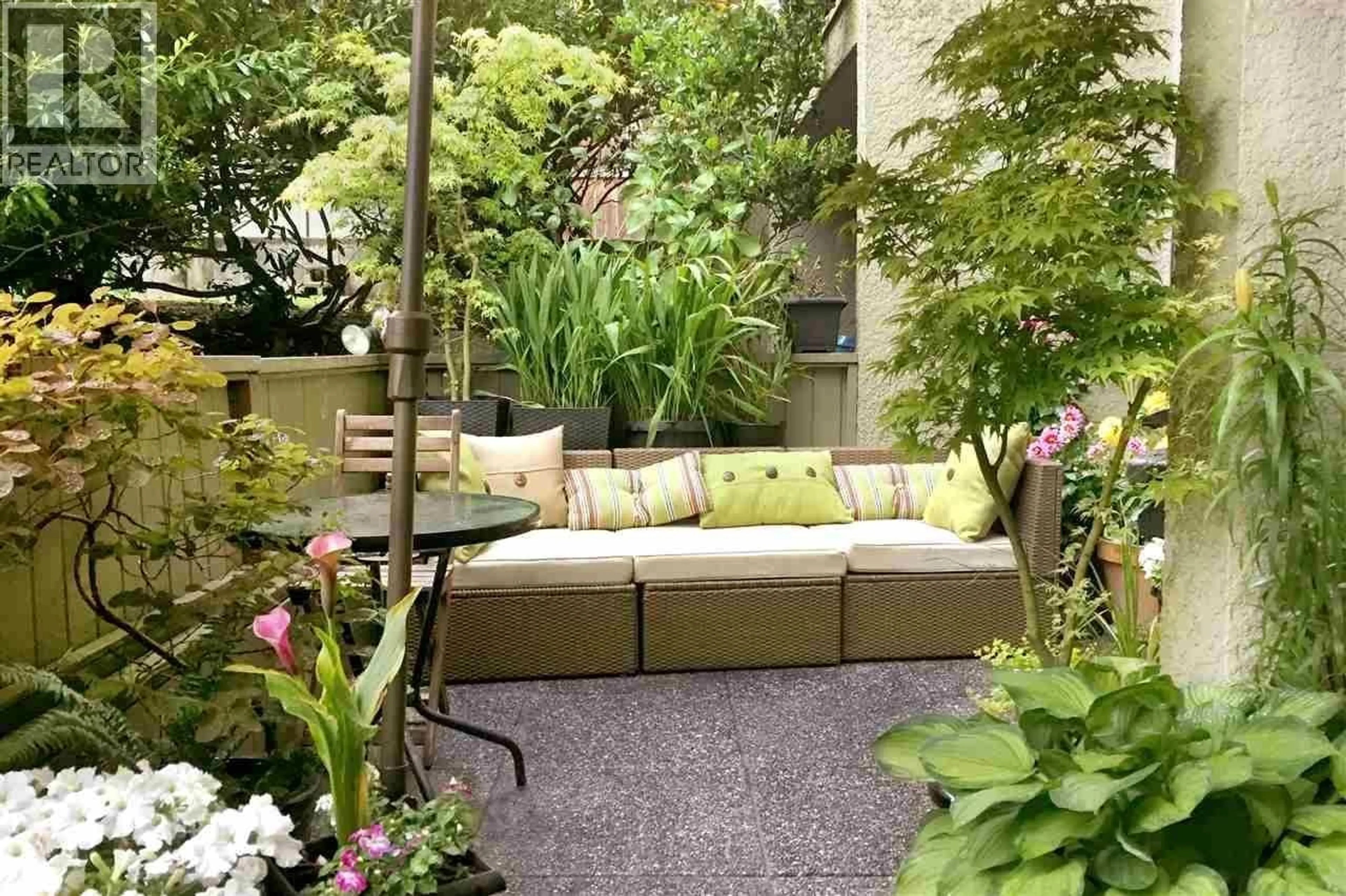 Patio, street for 209 - 1215 PACIFIC STREET, Vancouver British Columbia V6E3W6