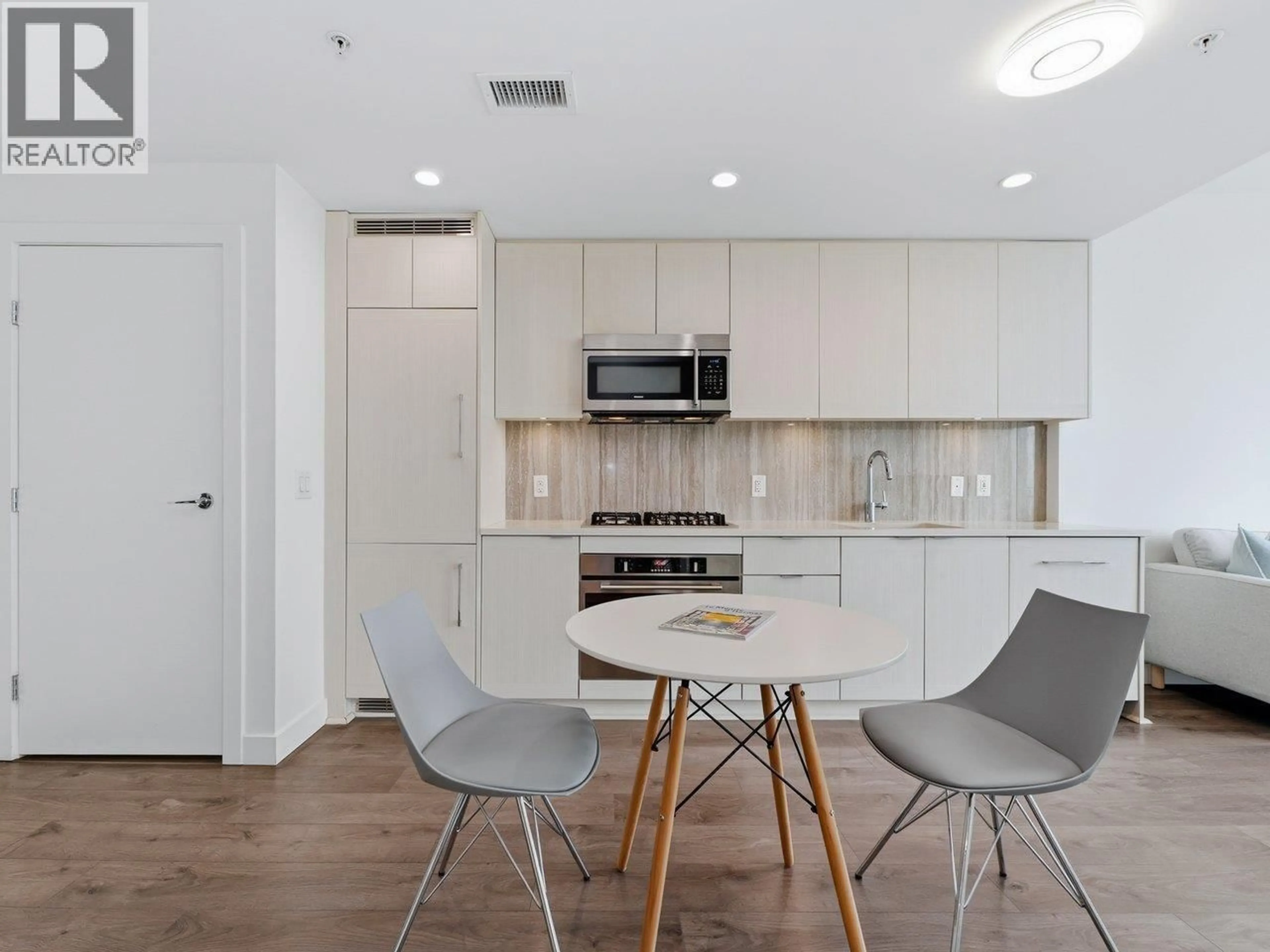 Unknown for 1806 - 5051 IMPERIAL STREET, Burnaby British Columbia V5J0J3