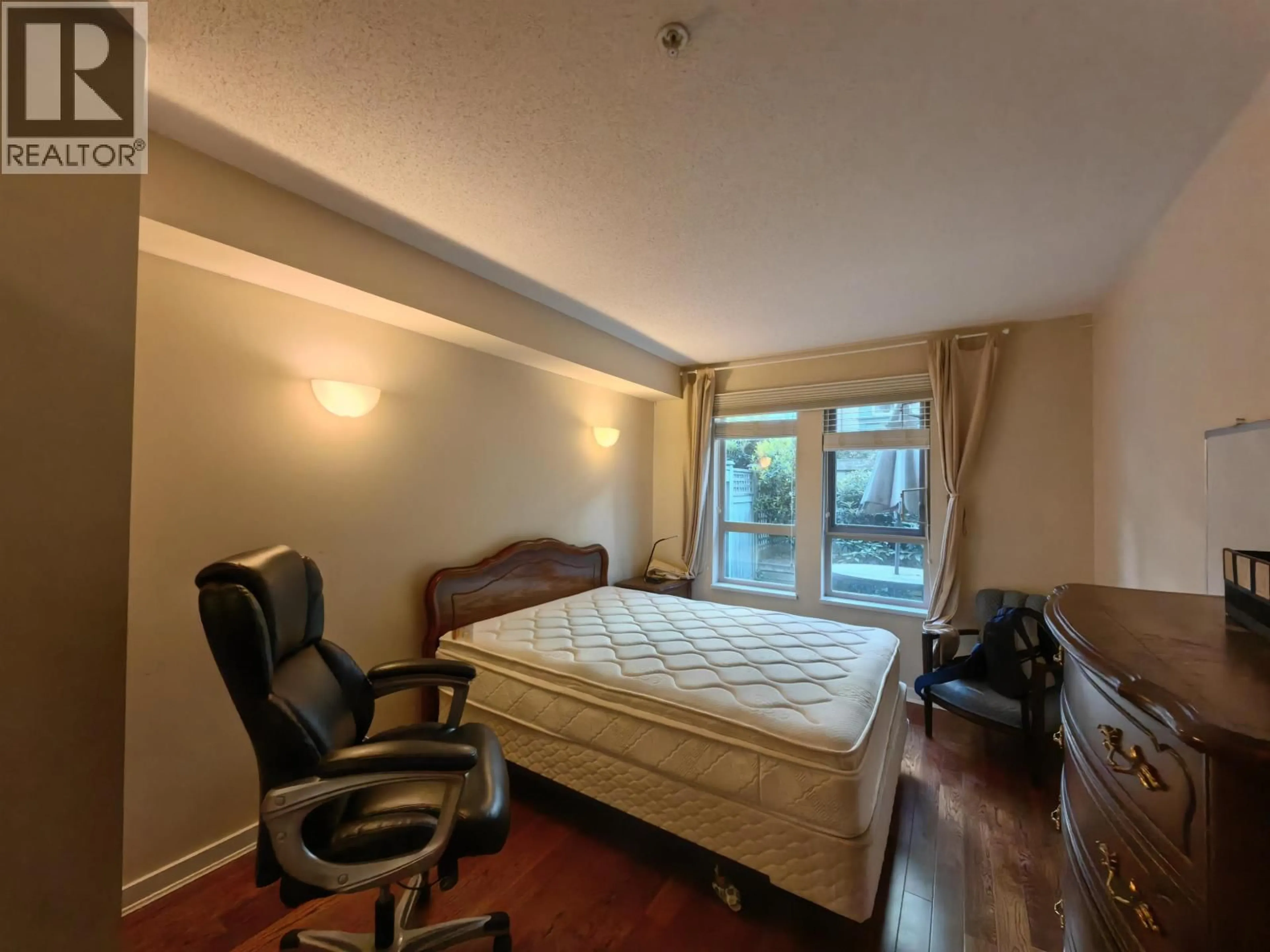 A pic of a room for 2547 EAST MALL, Vancouver British Columbia V6T2K8