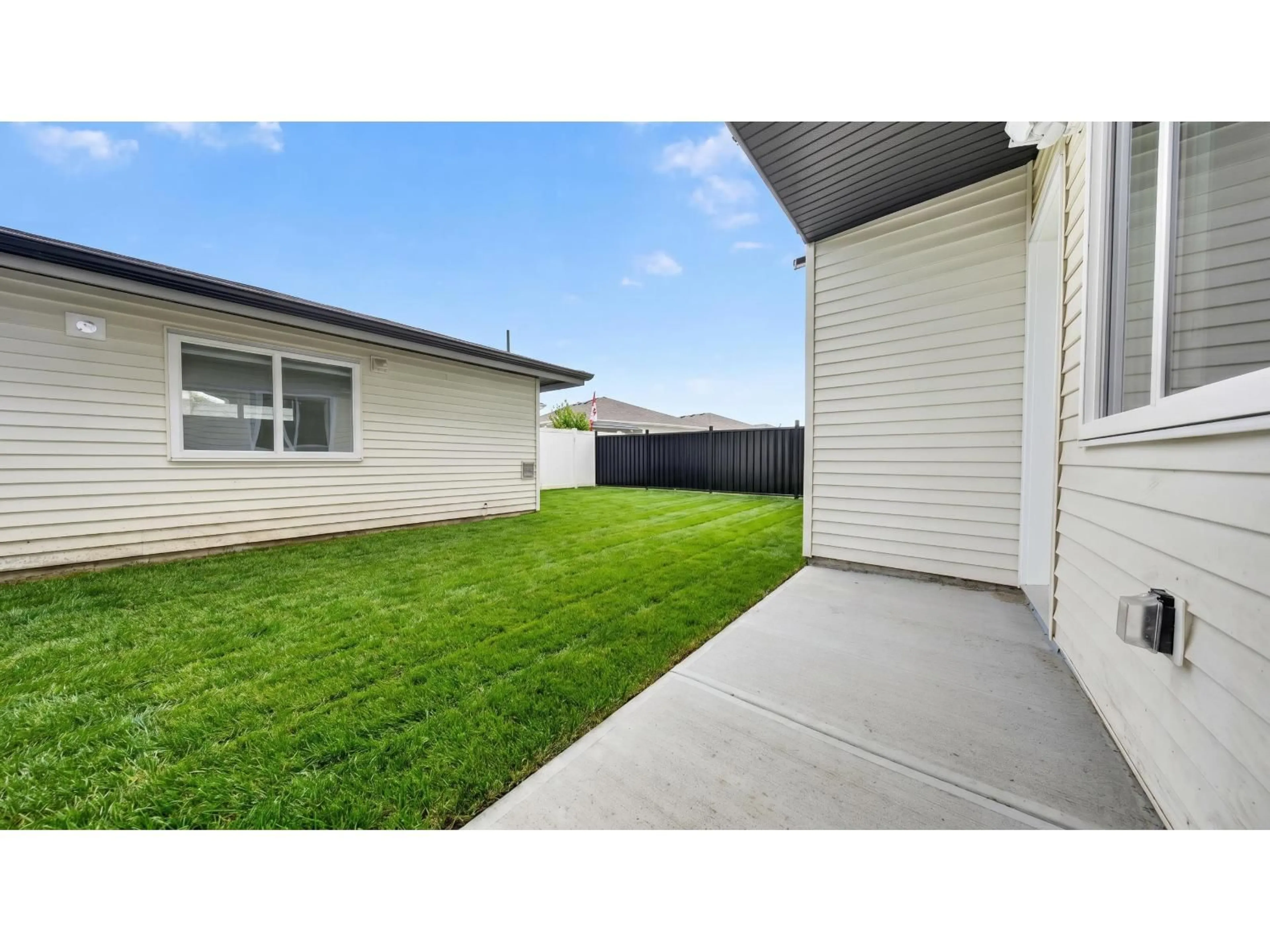 Unknown for 46060 SOUTHLANDS CRESCENT, Chilliwack British Columbia V2P1B1