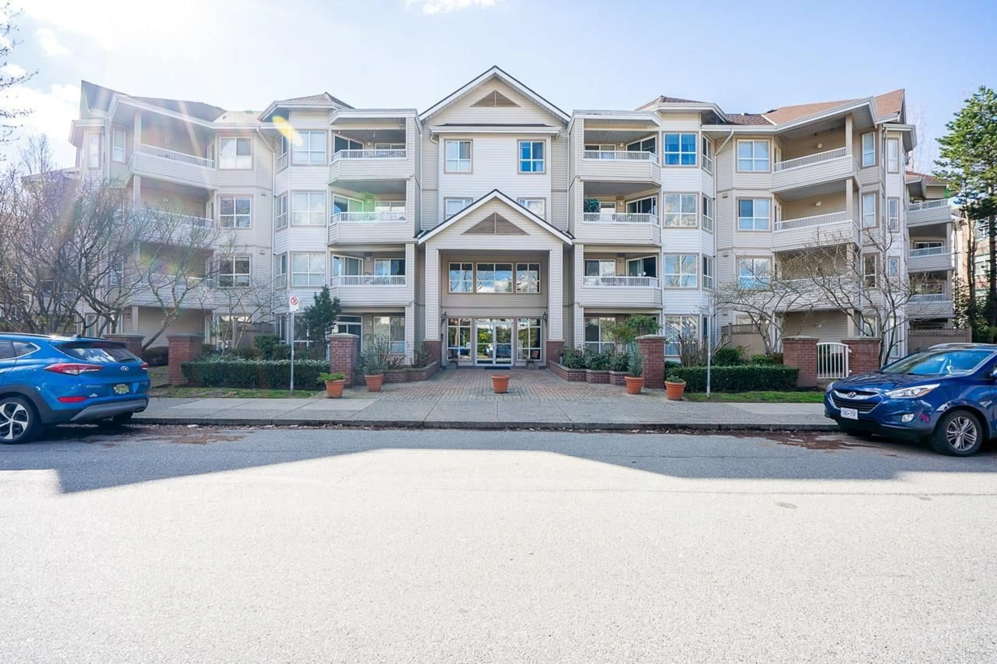 Unknown for 406 - 8139 121A STREET, Surrey British Columbia V3W0Z2