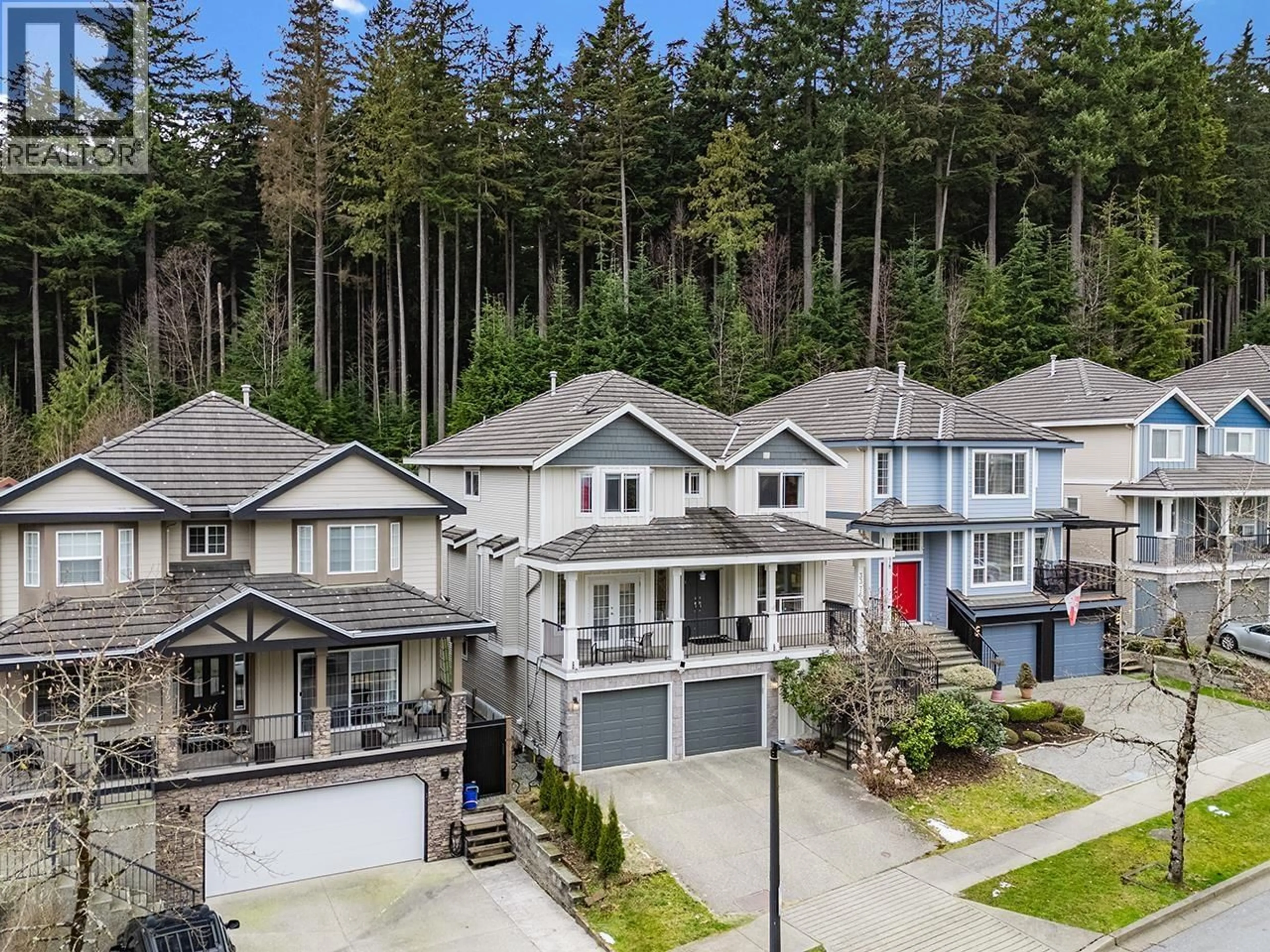 A pic from outside/outdoor area/front of a property/back of a property/a pic from drone, street for 3376 PLATEAU BOULEVARD, Coquitlam British Columbia V3E3R3