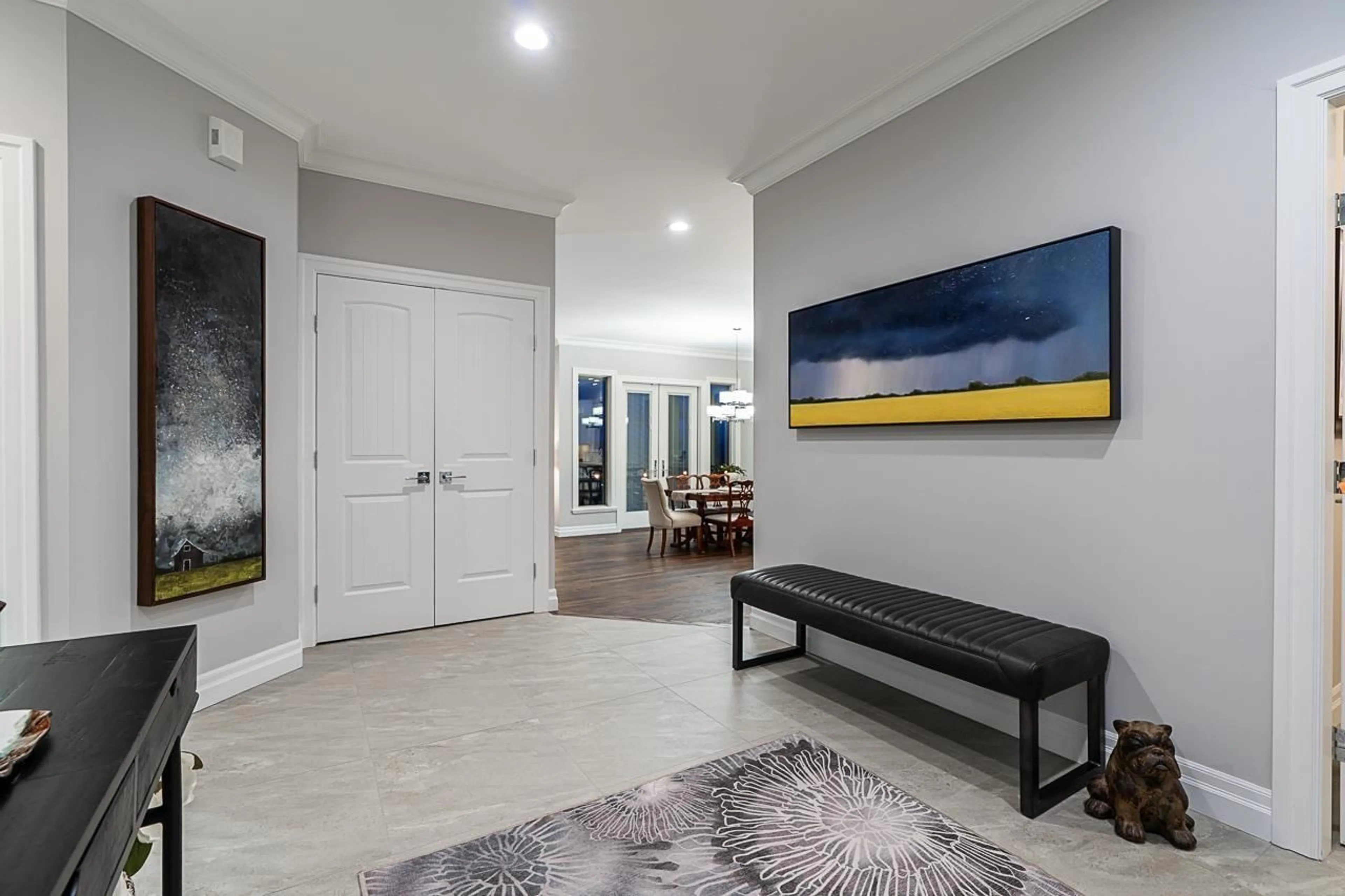 Indoor entryway for 111 - 51075 FALLS COURT, Chilliwack British Columbia V4Z1K7