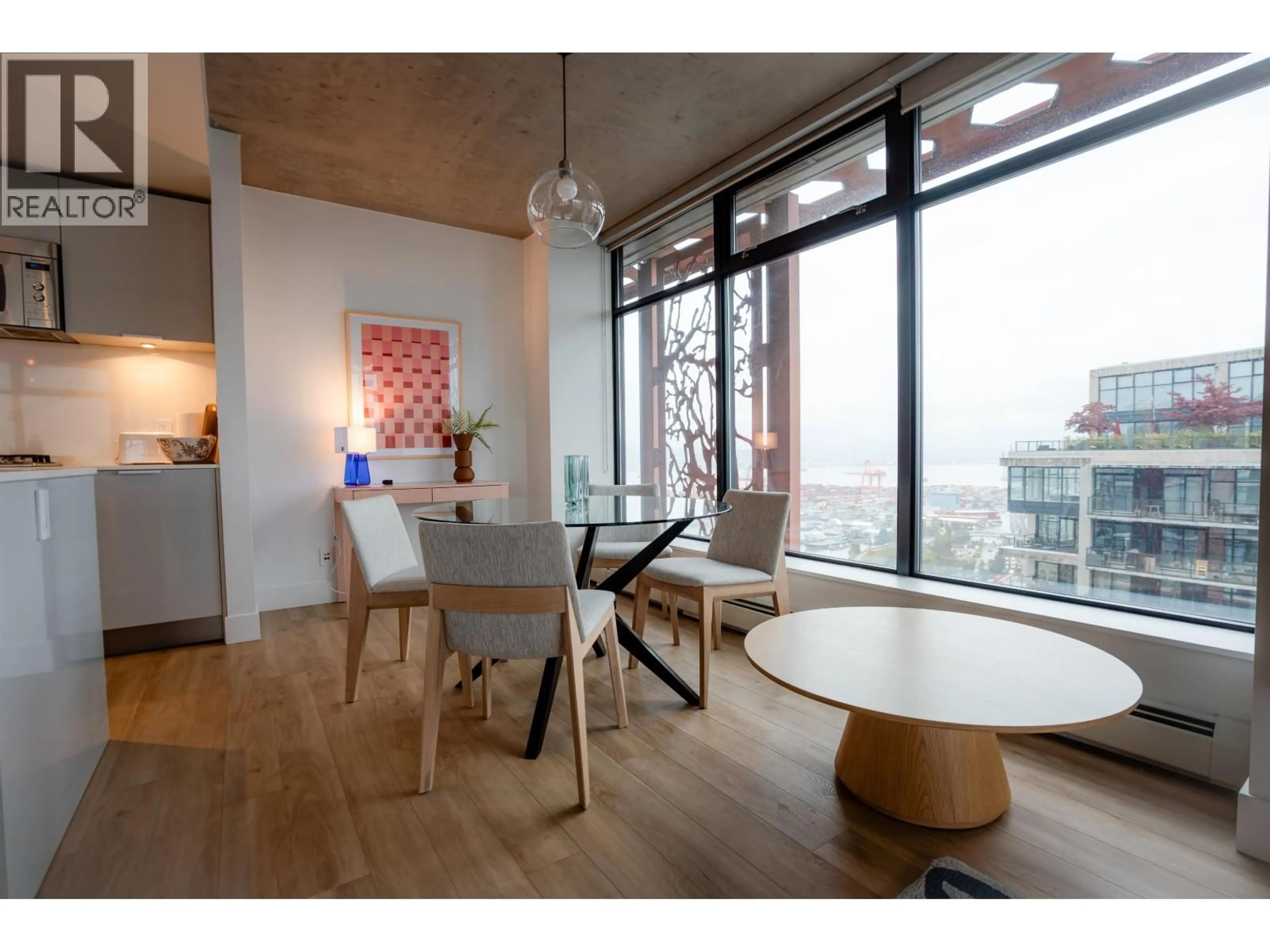 Dining room, wood/laminate floor for 3406 - 128 CORDOVA STREET, Vancouver British Columbia V6B0E6