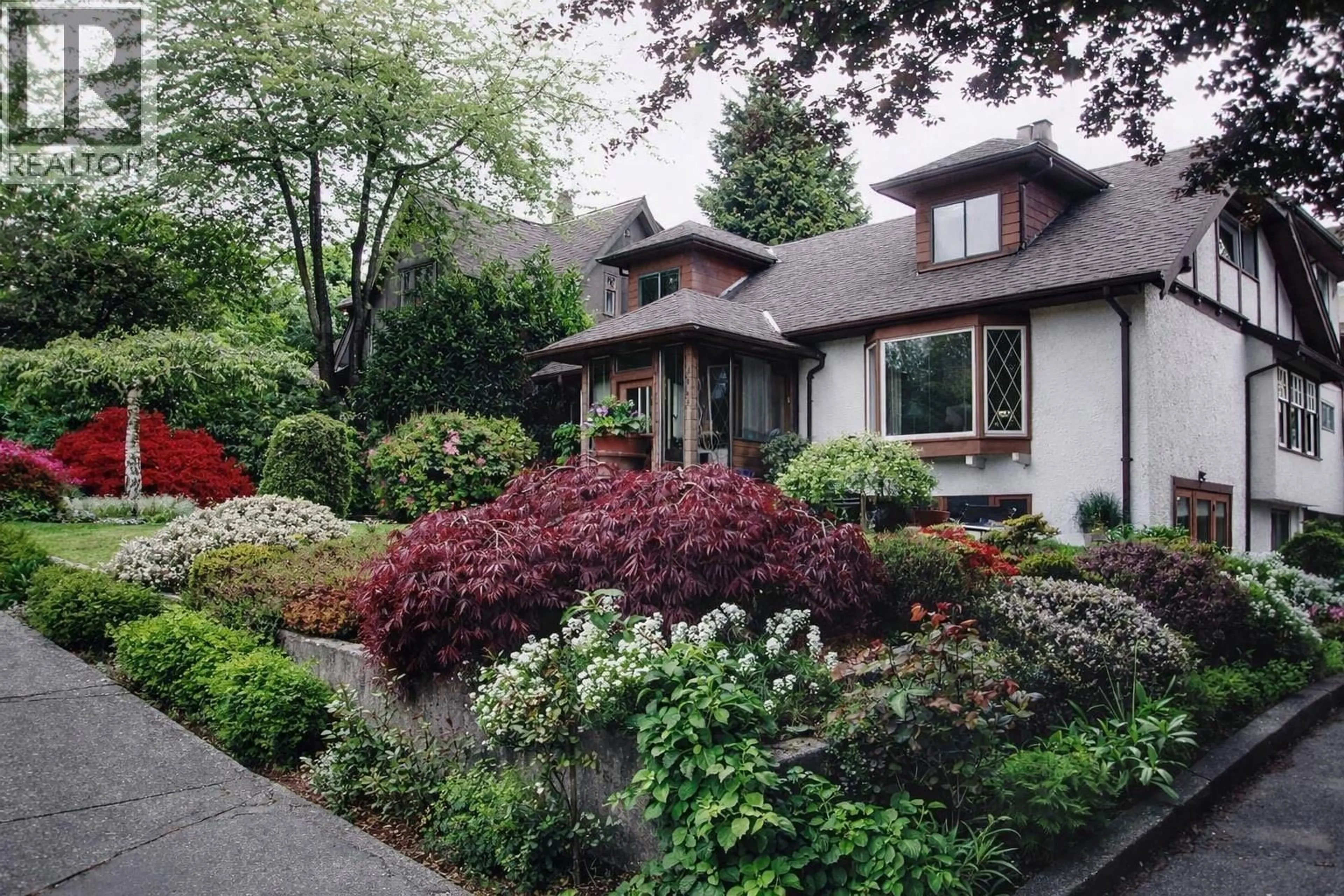Home with vinyl exterior material, street for 5041 CYPRESS STREET, Vancouver British Columbia V6M3P9