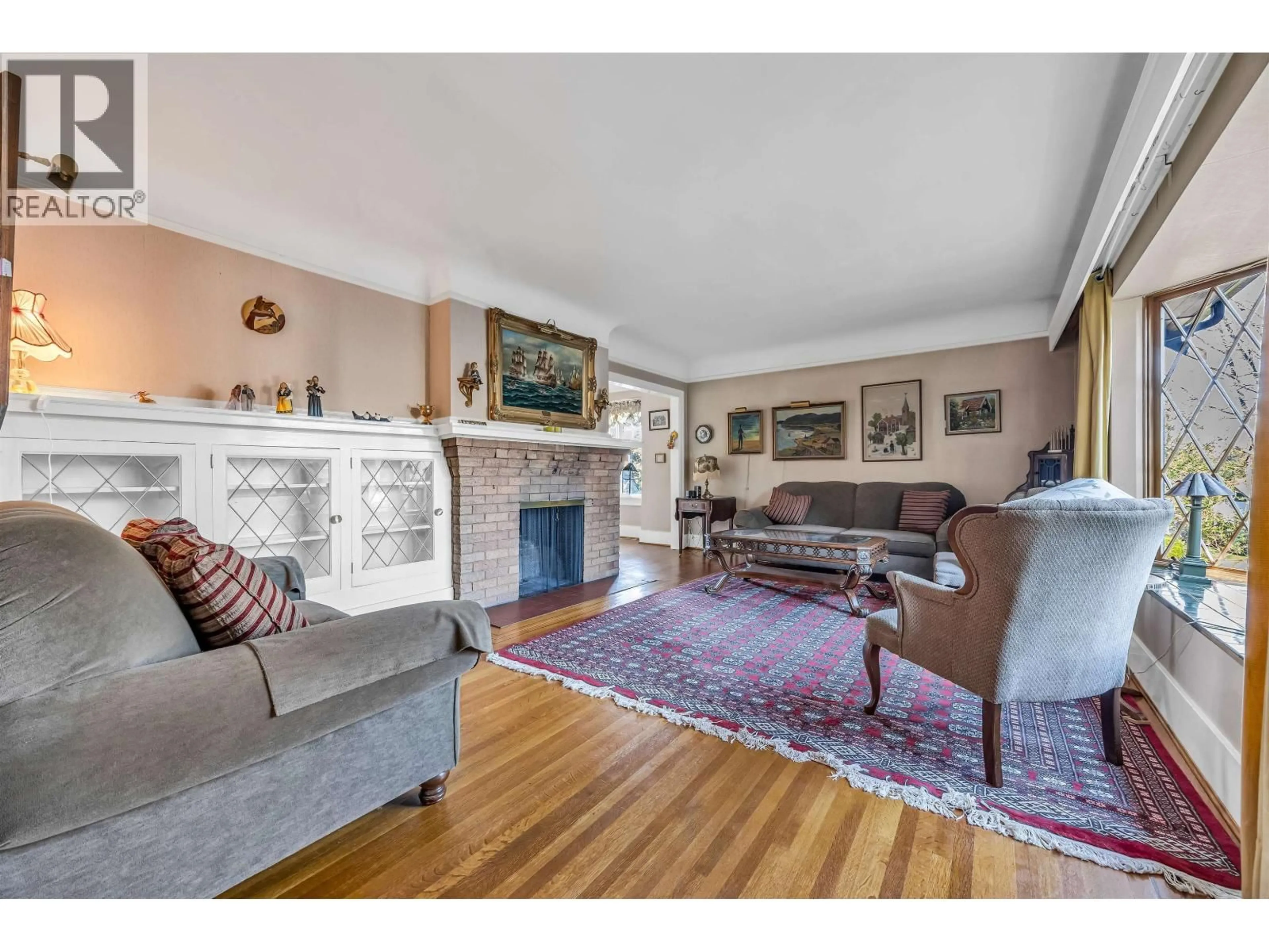 Living room with furniture, unknown for 5041 CYPRESS STREET, Vancouver British Columbia V6M3P9